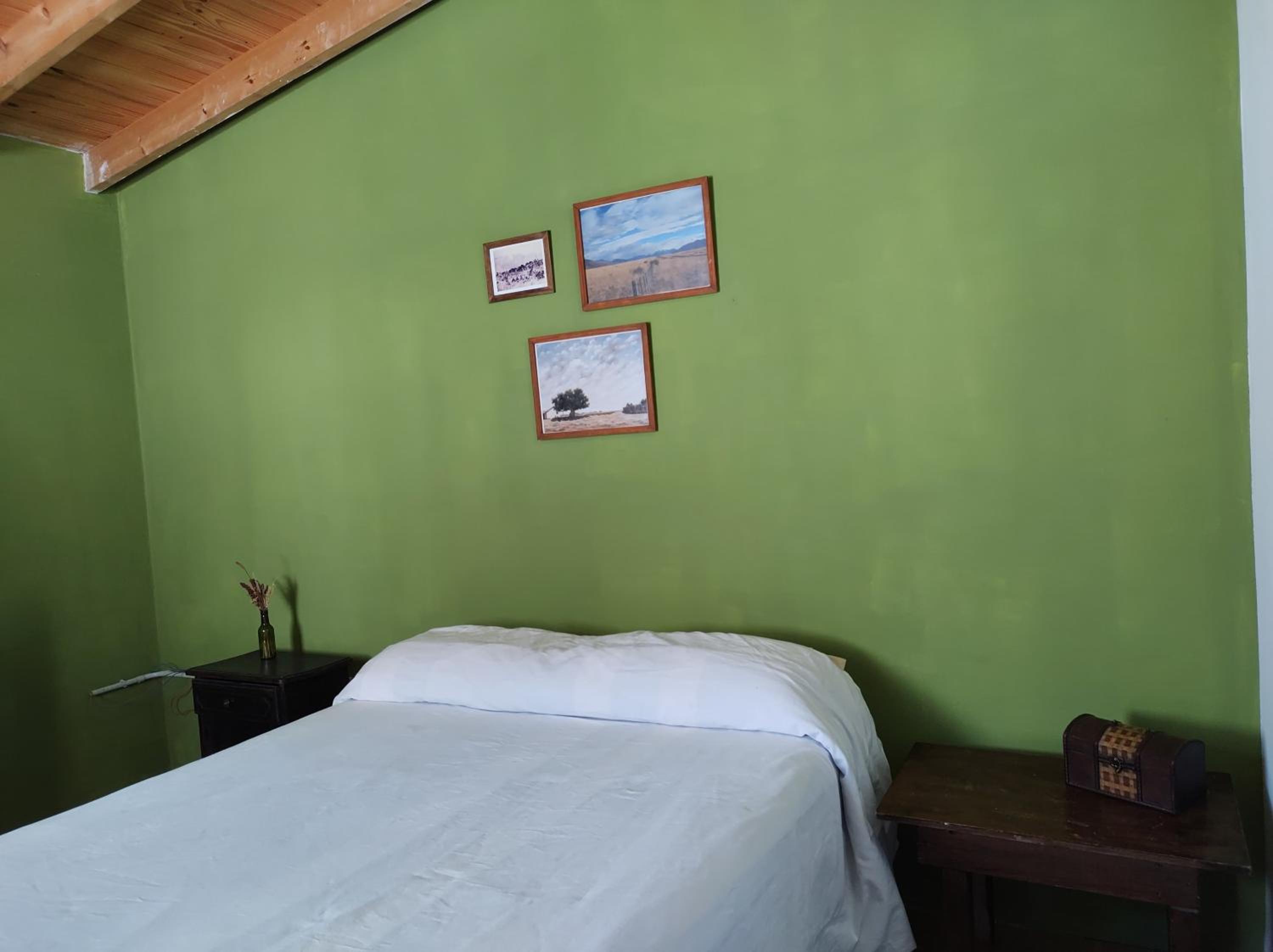 Hostel Yatel