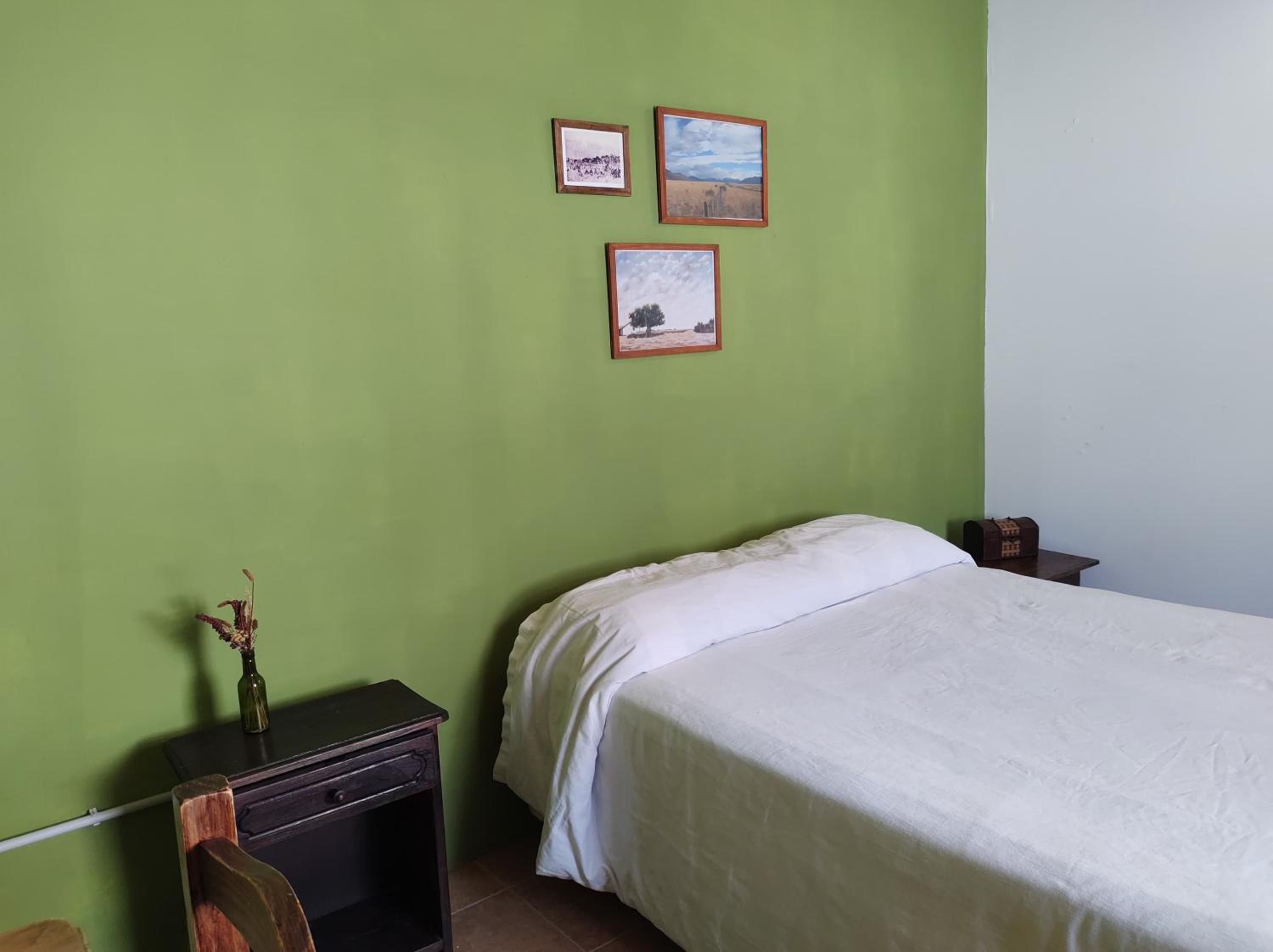 Hostel Yatel