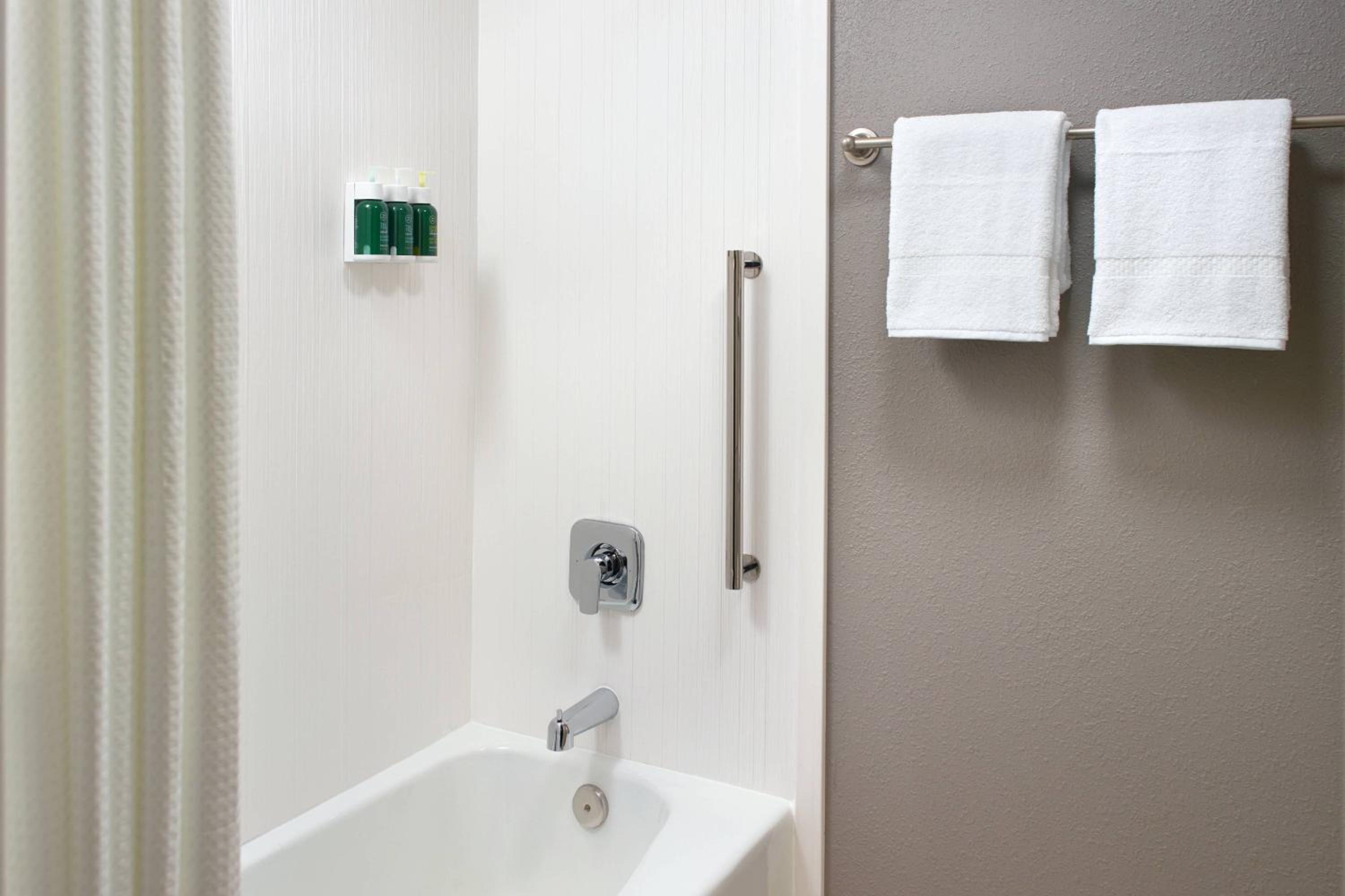 Courtyard by Marriott Nashville Airport - Property Image 24