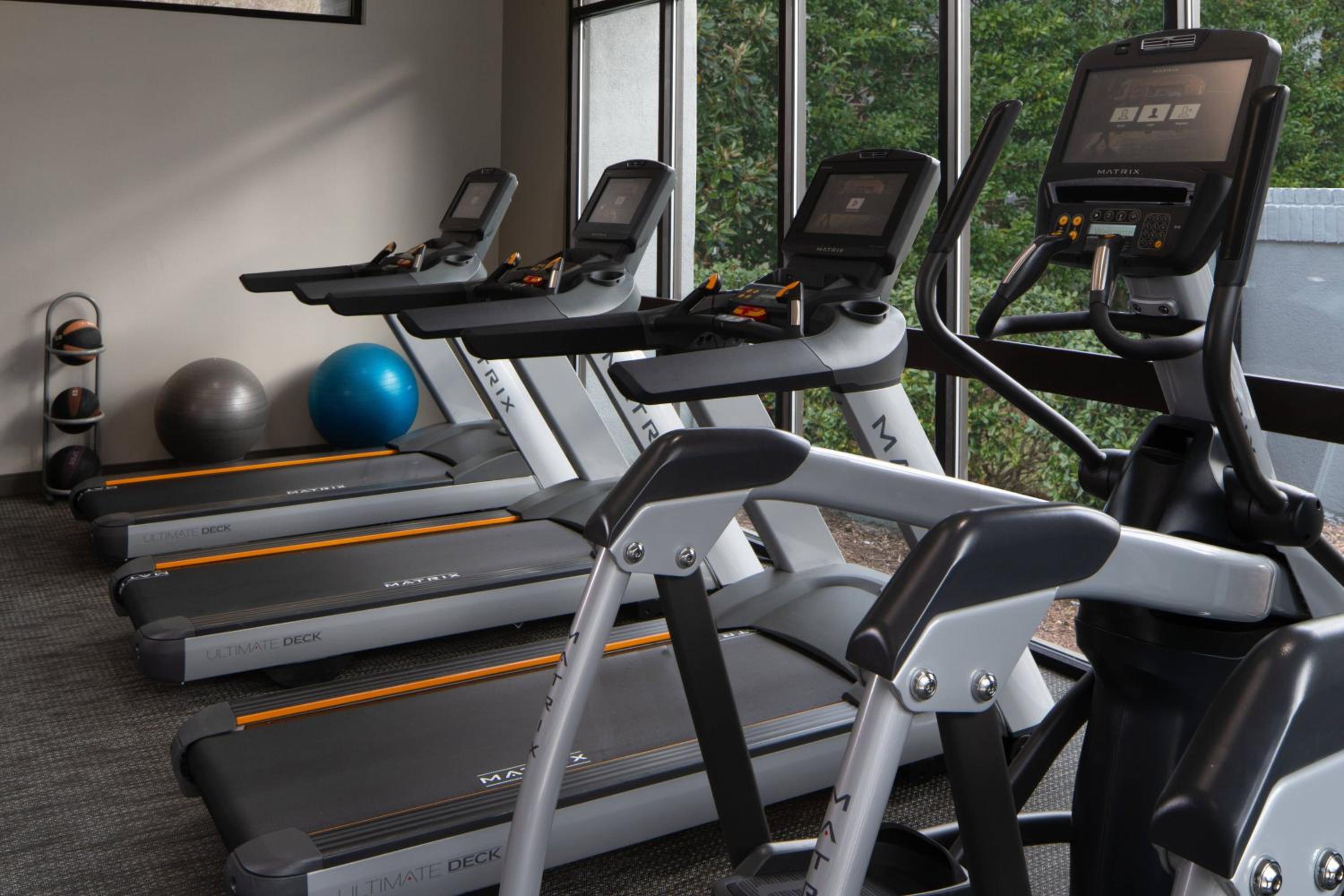 Courtyard by Marriott Nashville Airport - Property Image 6