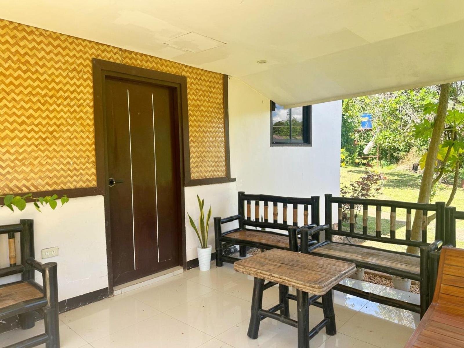 Banlaw Garden Resort