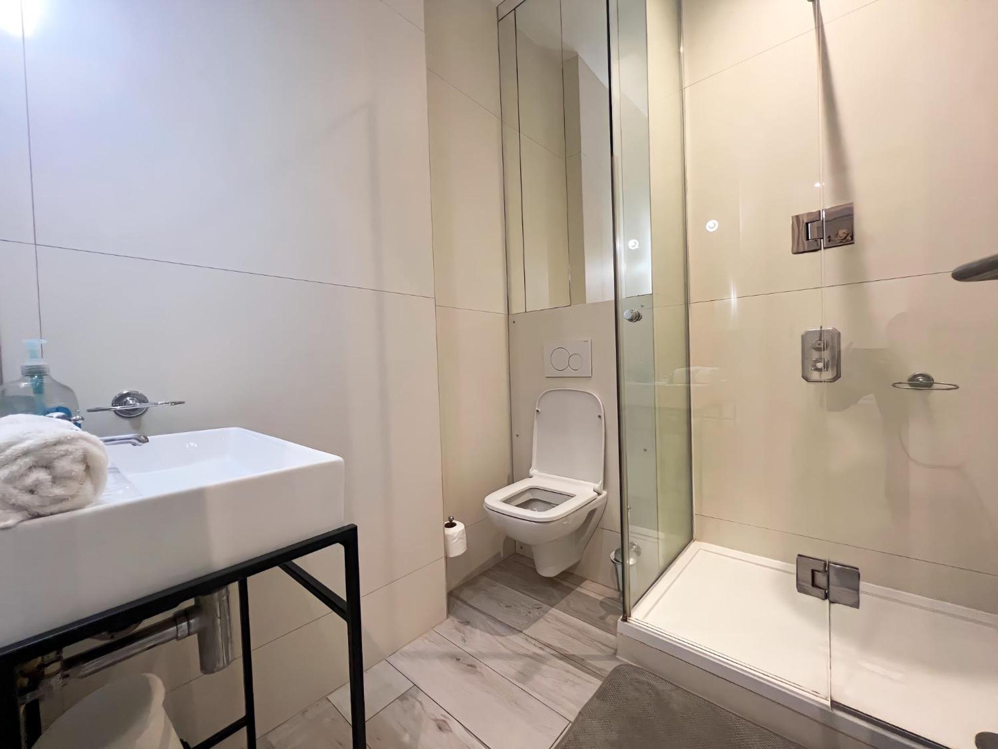 Kensington Luxury Residential Suites
