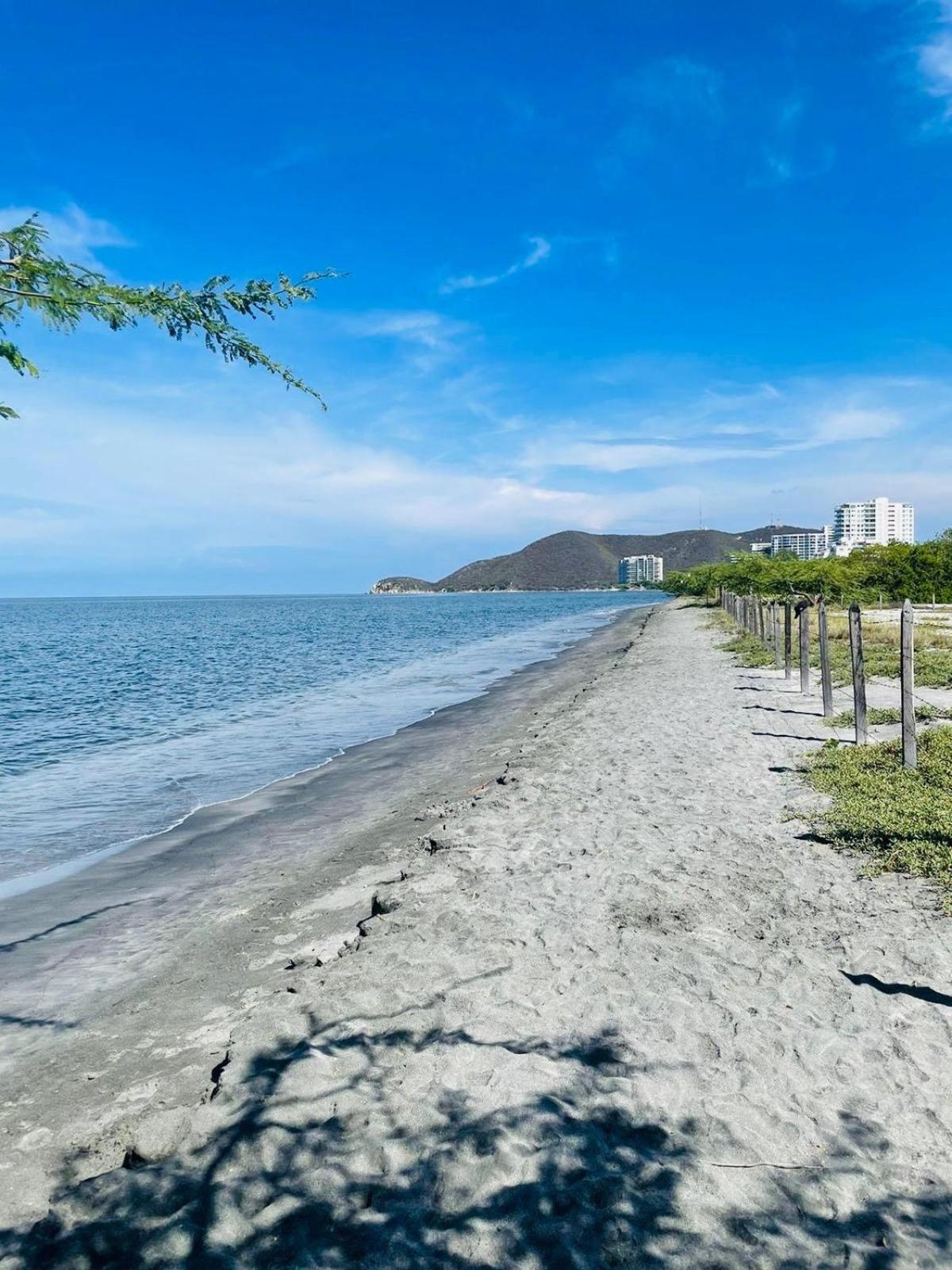 Apt con vista al mar en pozos colorados