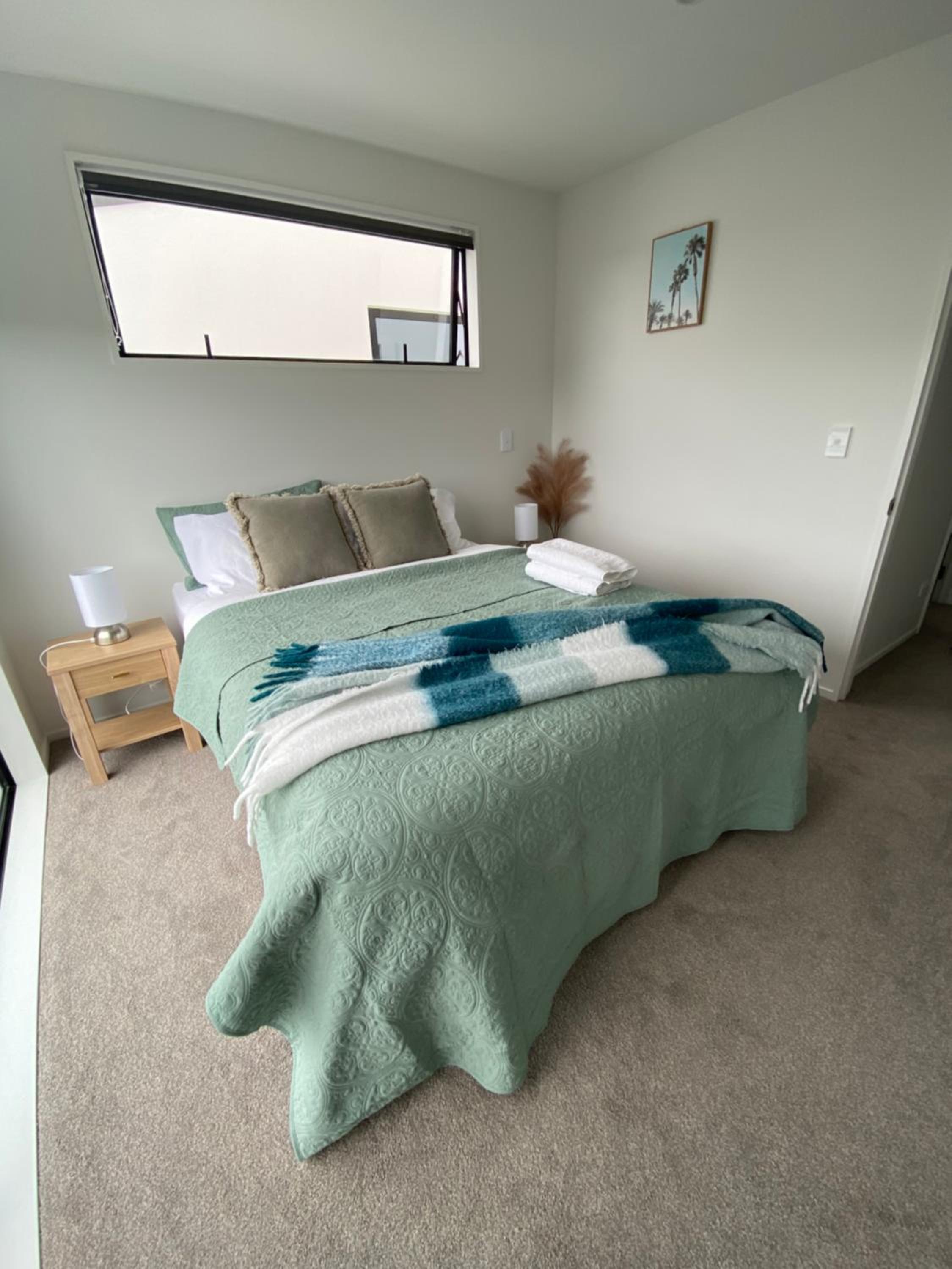 Modern 2BR Home in Merivale, Close to One New Zealand, CBD view 5