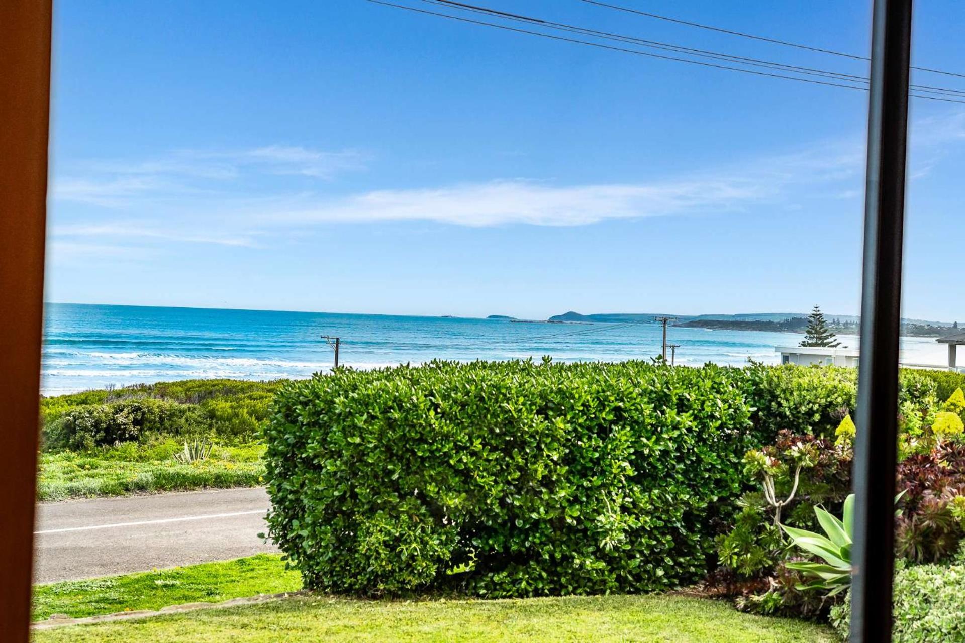 Ocean Oasis - Panoramic Sea Views - BYO Linen