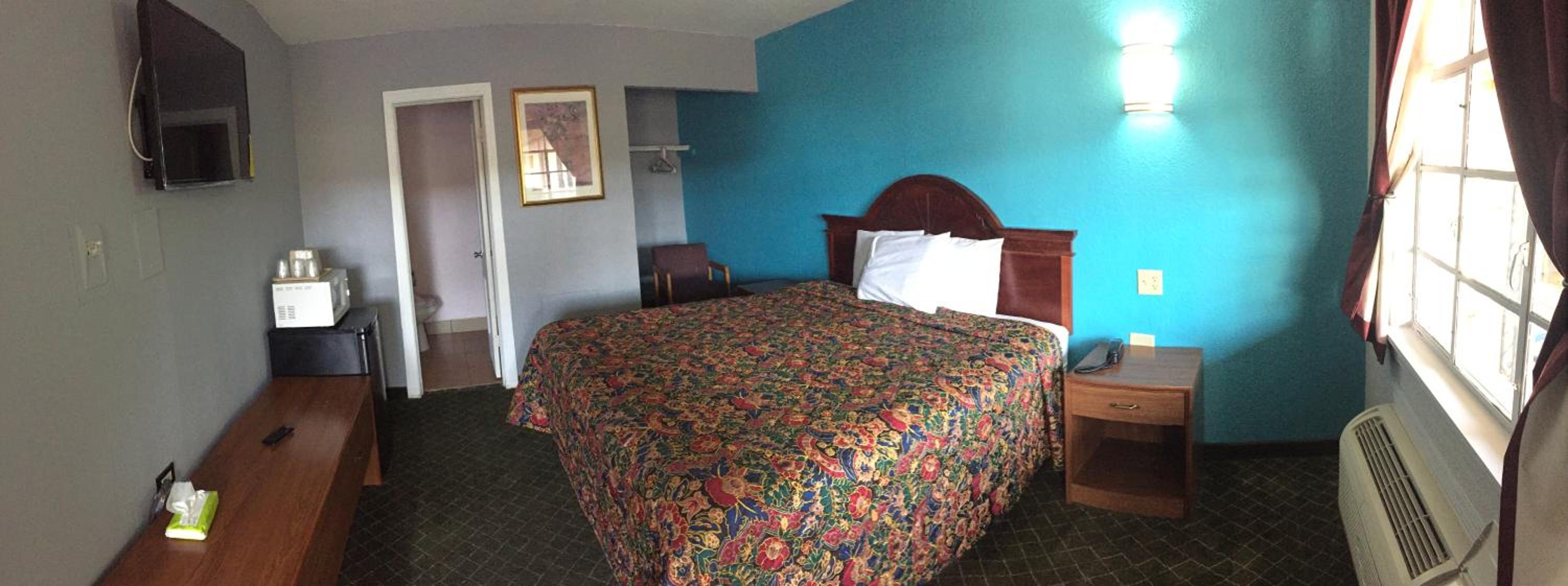 Mayo Inn