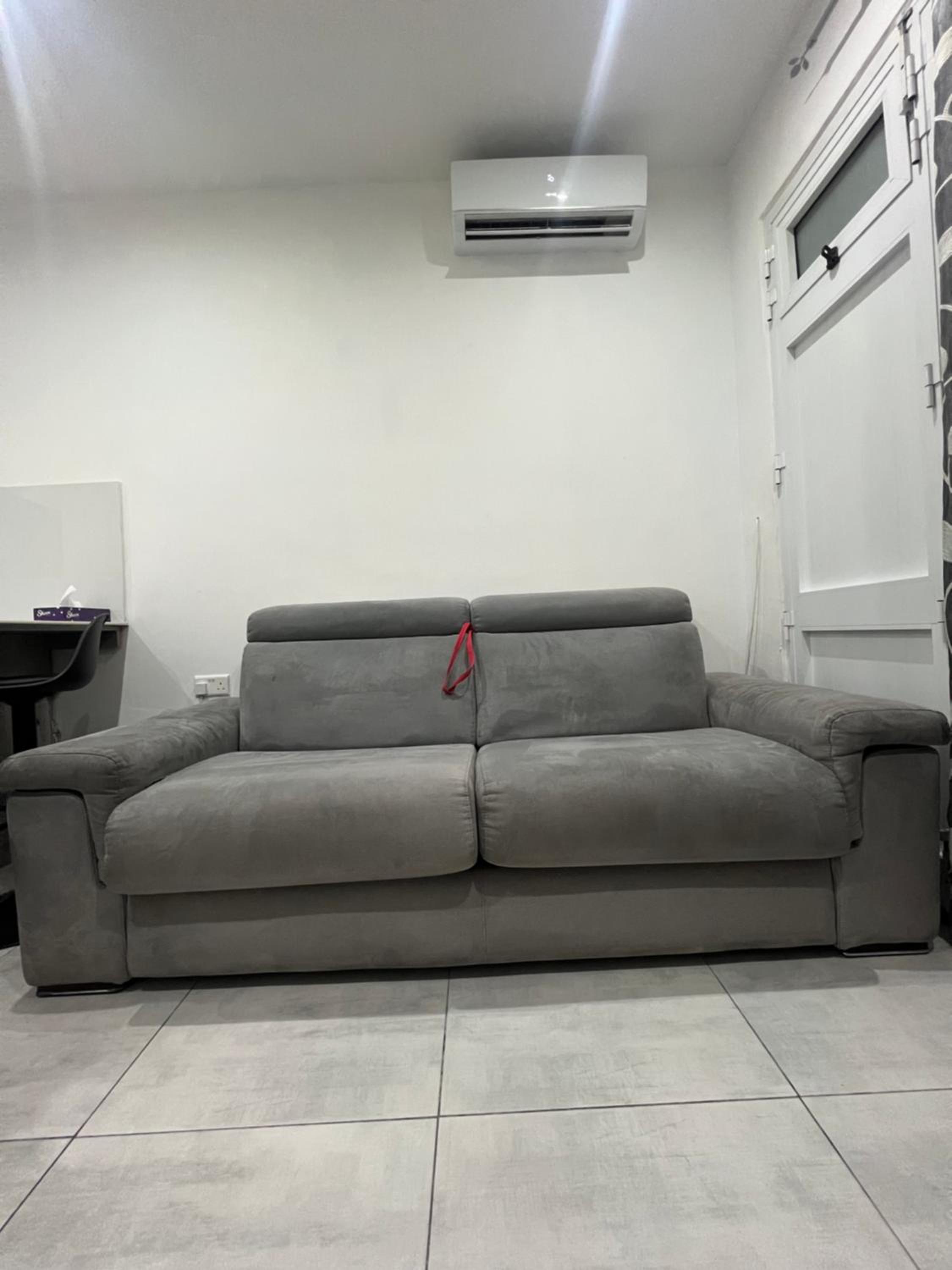 Practical and Versatile Studio in Msida, Perfect for Travelers view 4