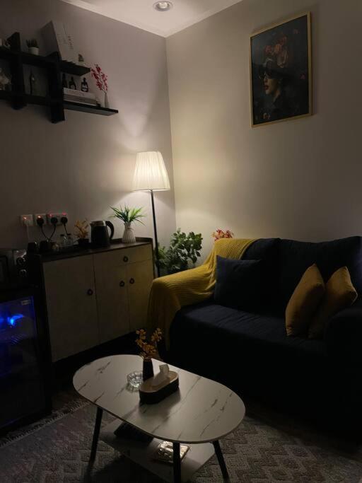 Elegant studio self catering private entrance
