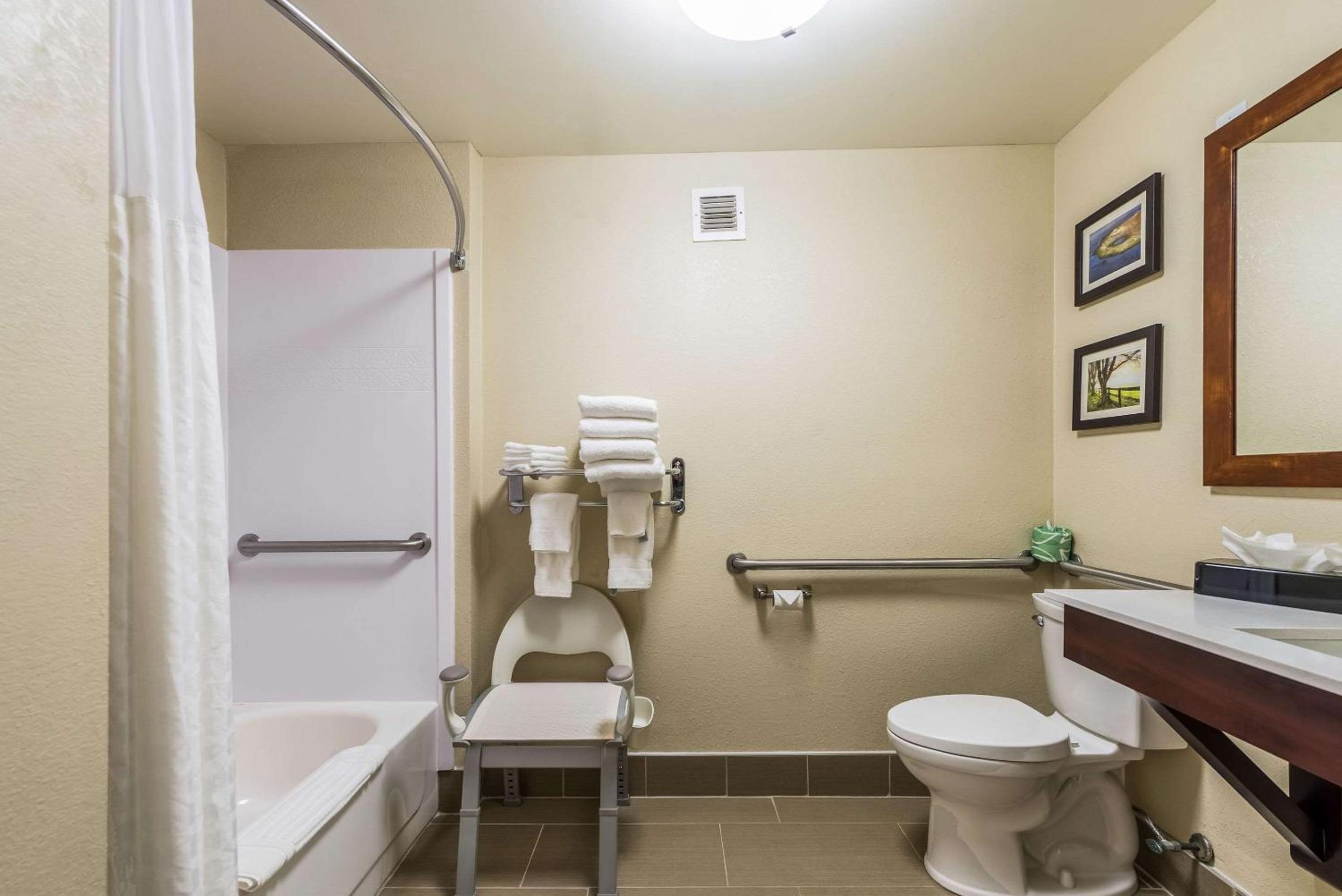 Comfort Inn & Suites Dayton North, Foto 14