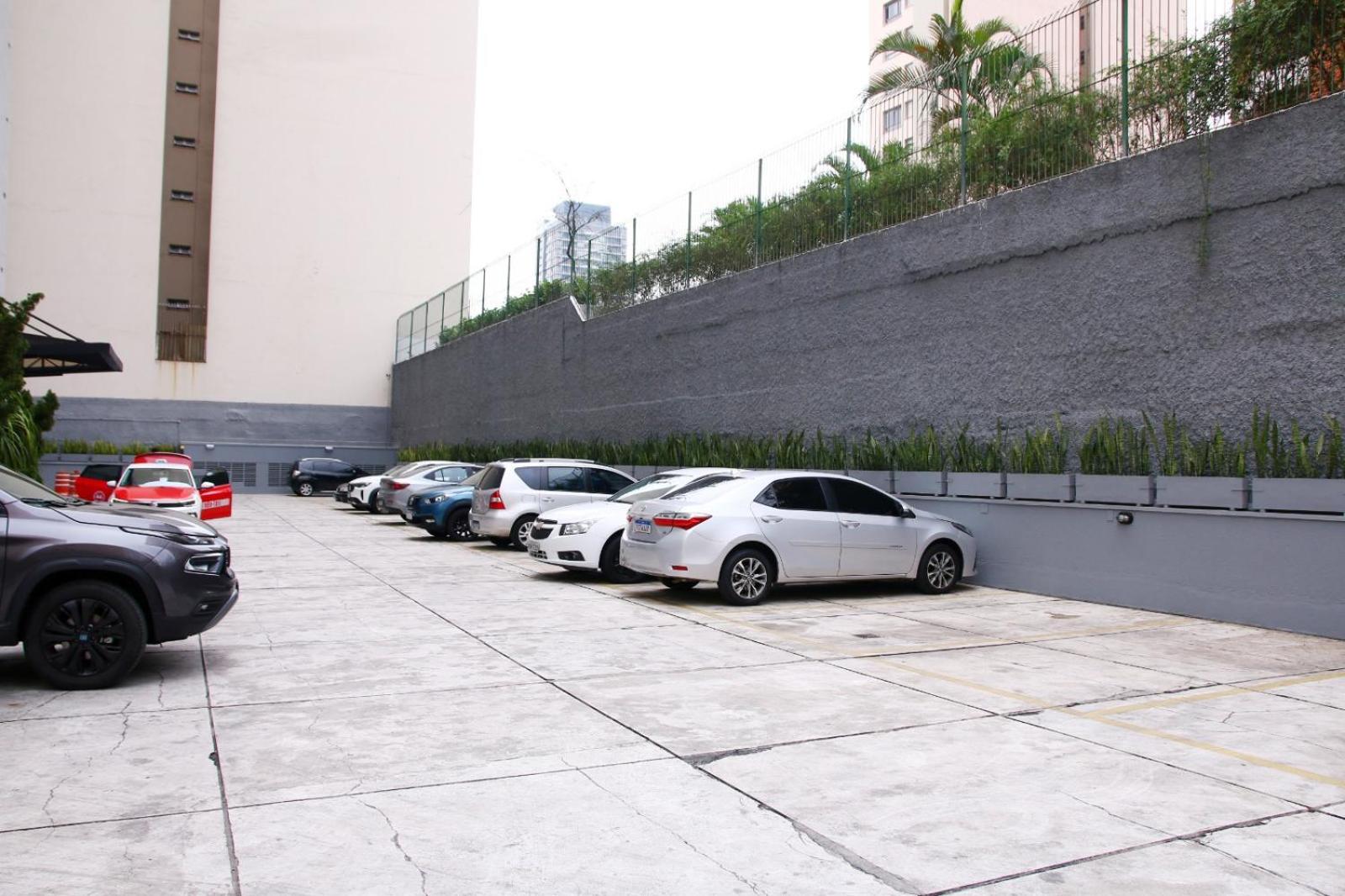 Flats em frente ao Allianz Parque e Shopping - Hotel em Perdizes - com estacionamento