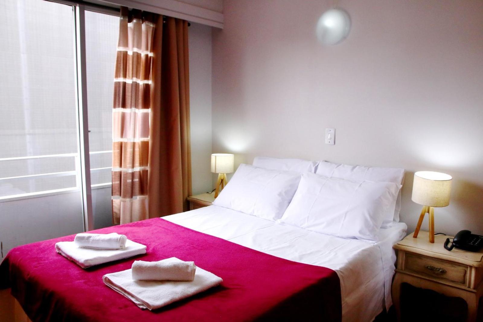 Flats em frente ao Allianz Parque e Shopping - Hotel em Perdizes - com estacionamento