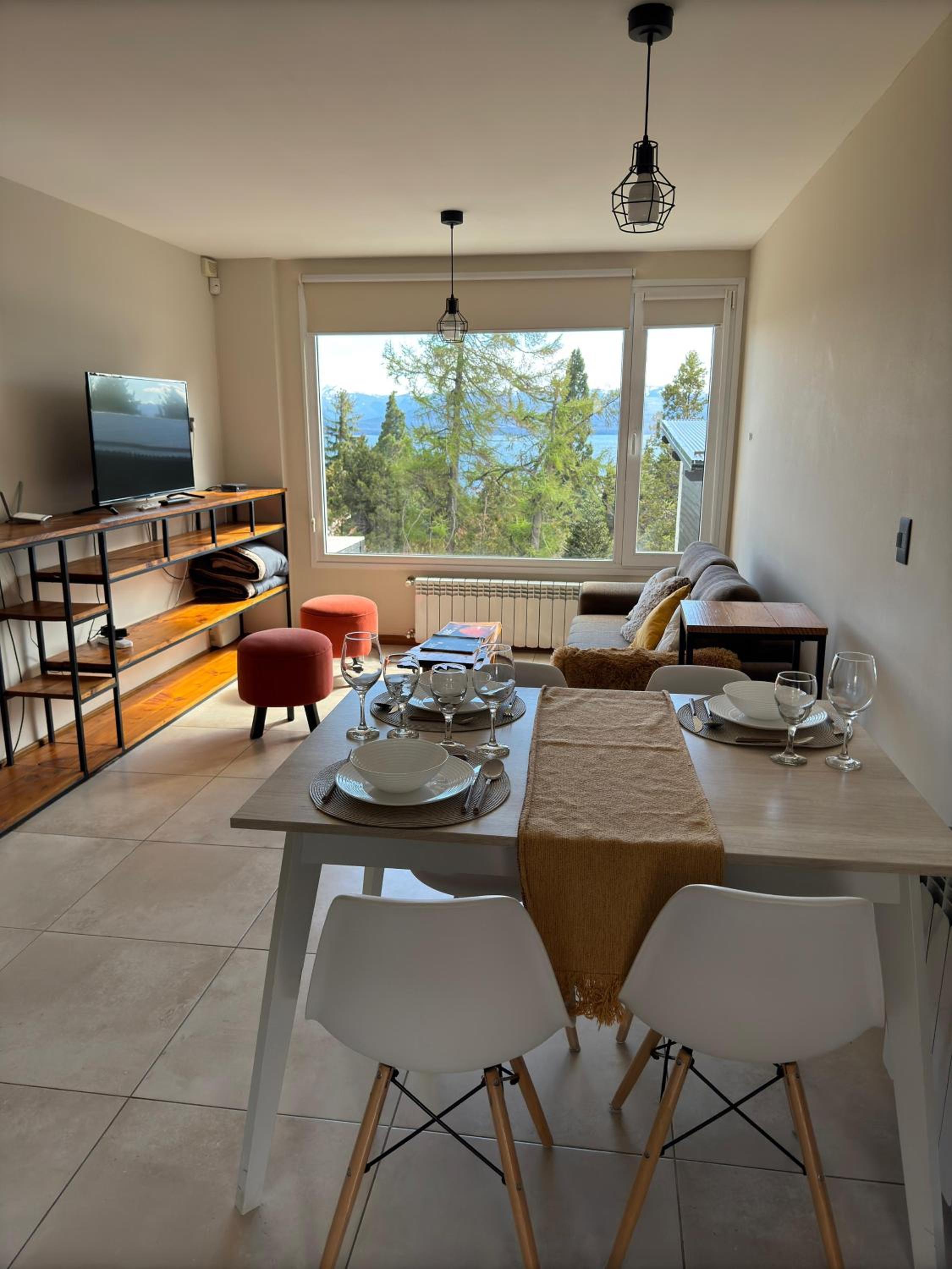 Departamento con vista al lago