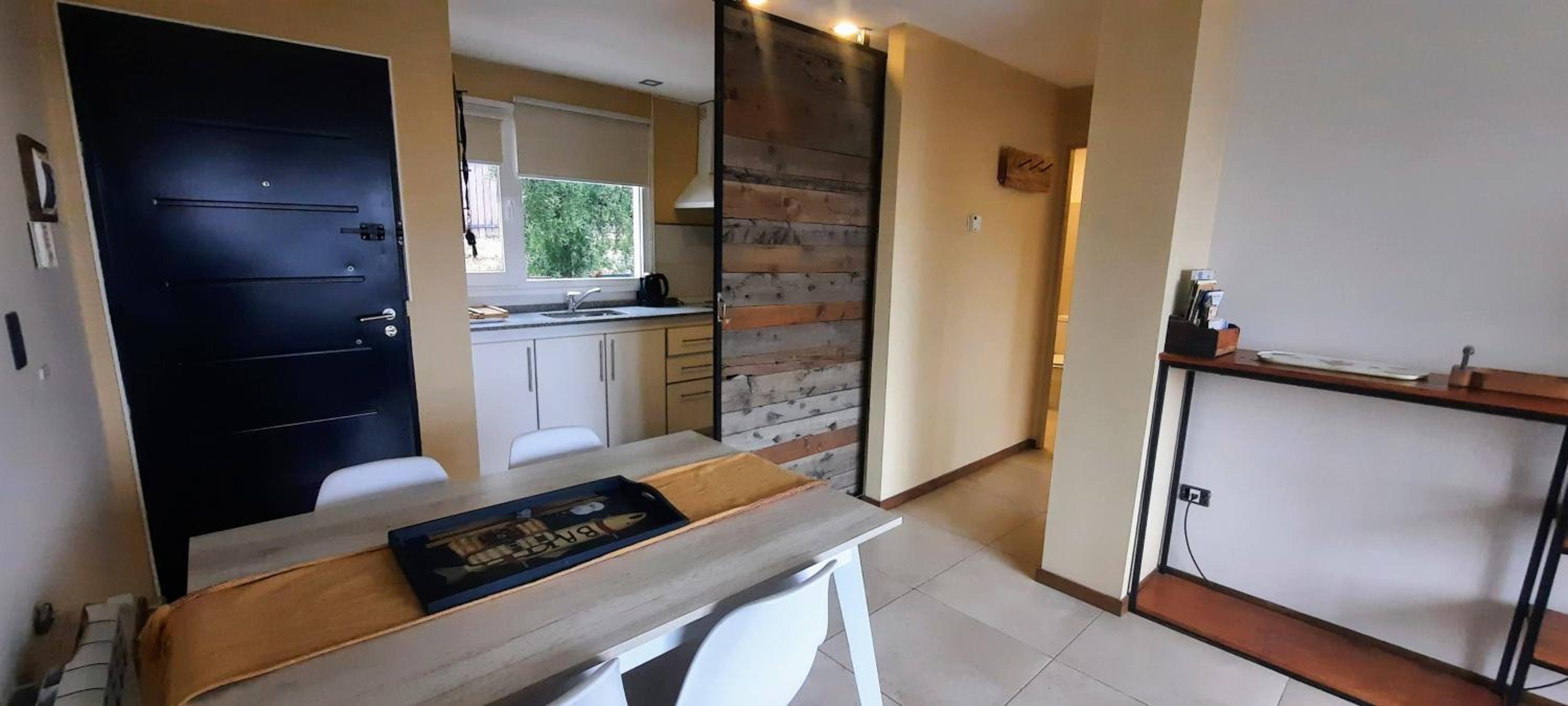Departamento con vista al lago