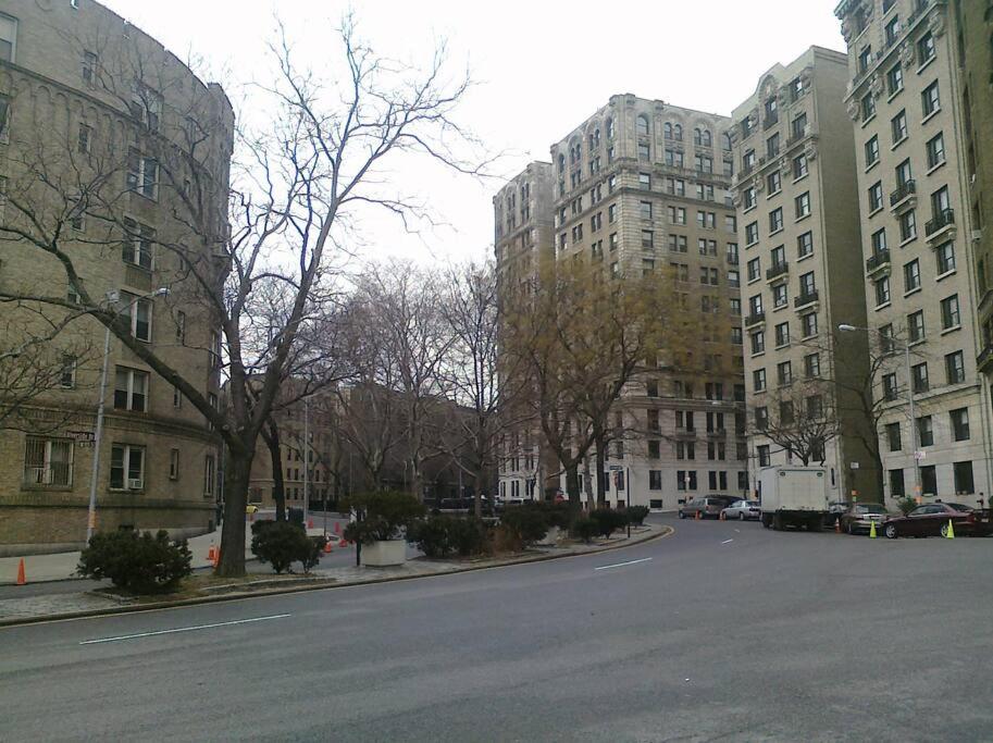 NYC Studio Long Stays Near Columbia Presby