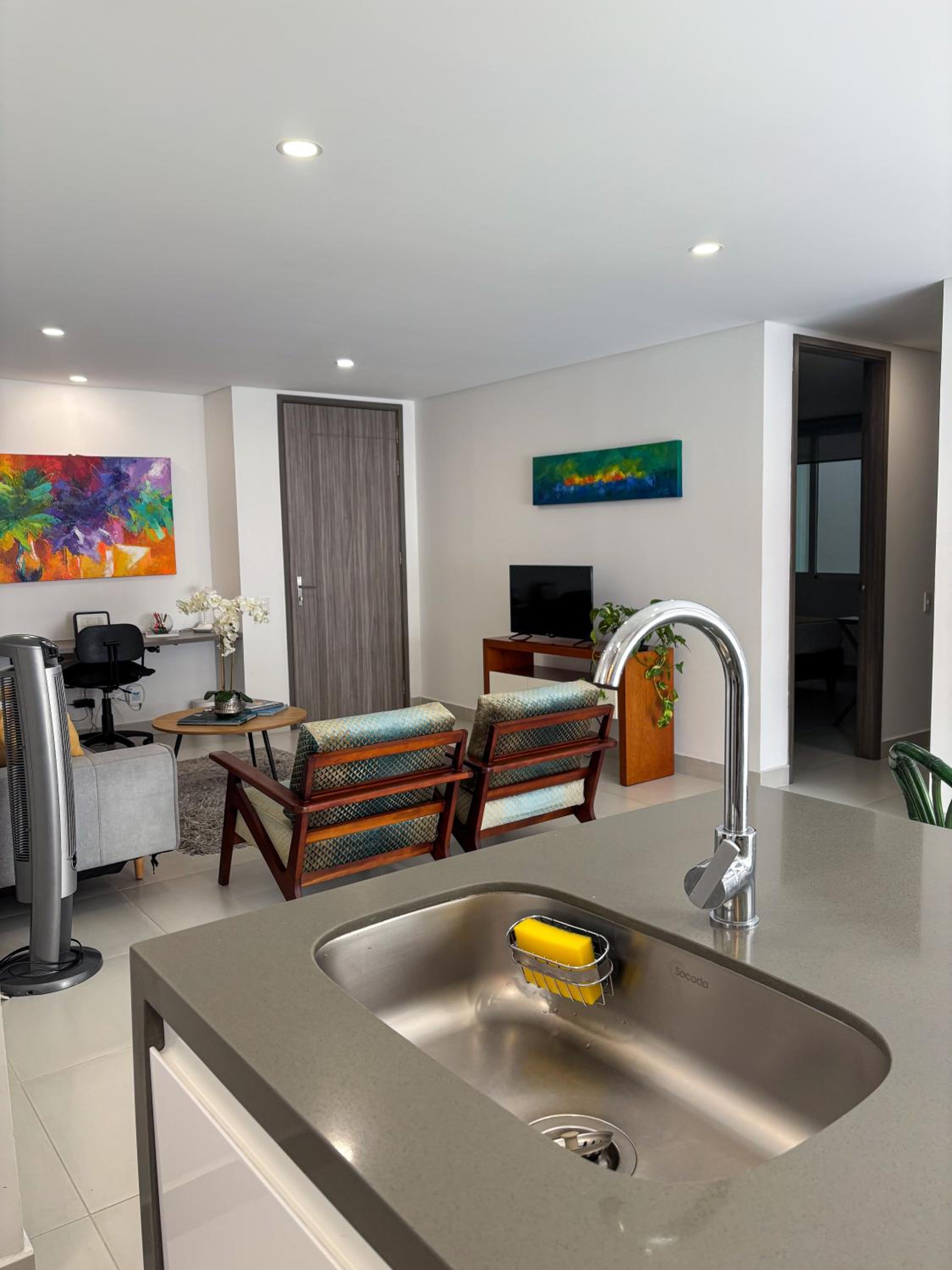 VERDE Moderno y hermoso apartamento