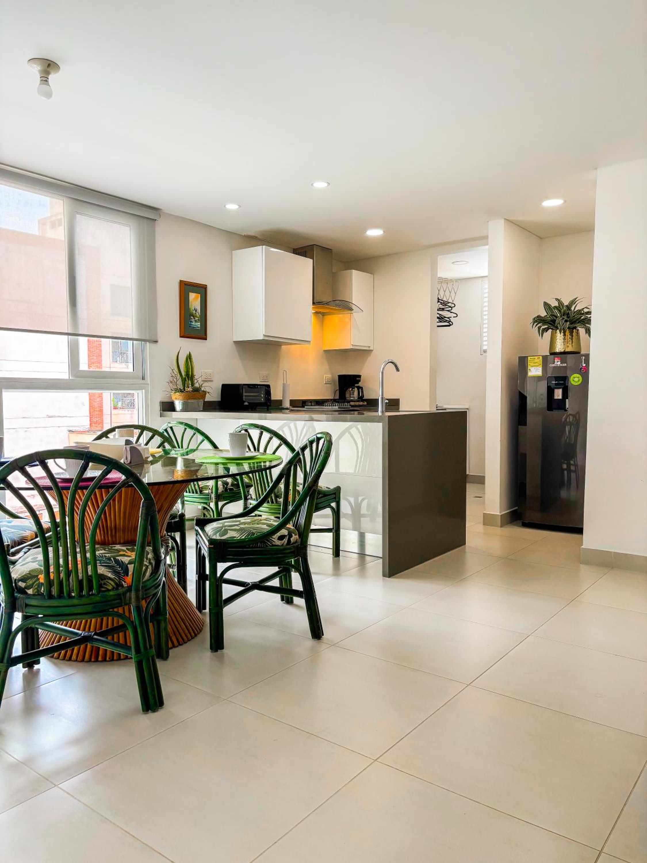 VERDE Moderno y hermoso apartamento