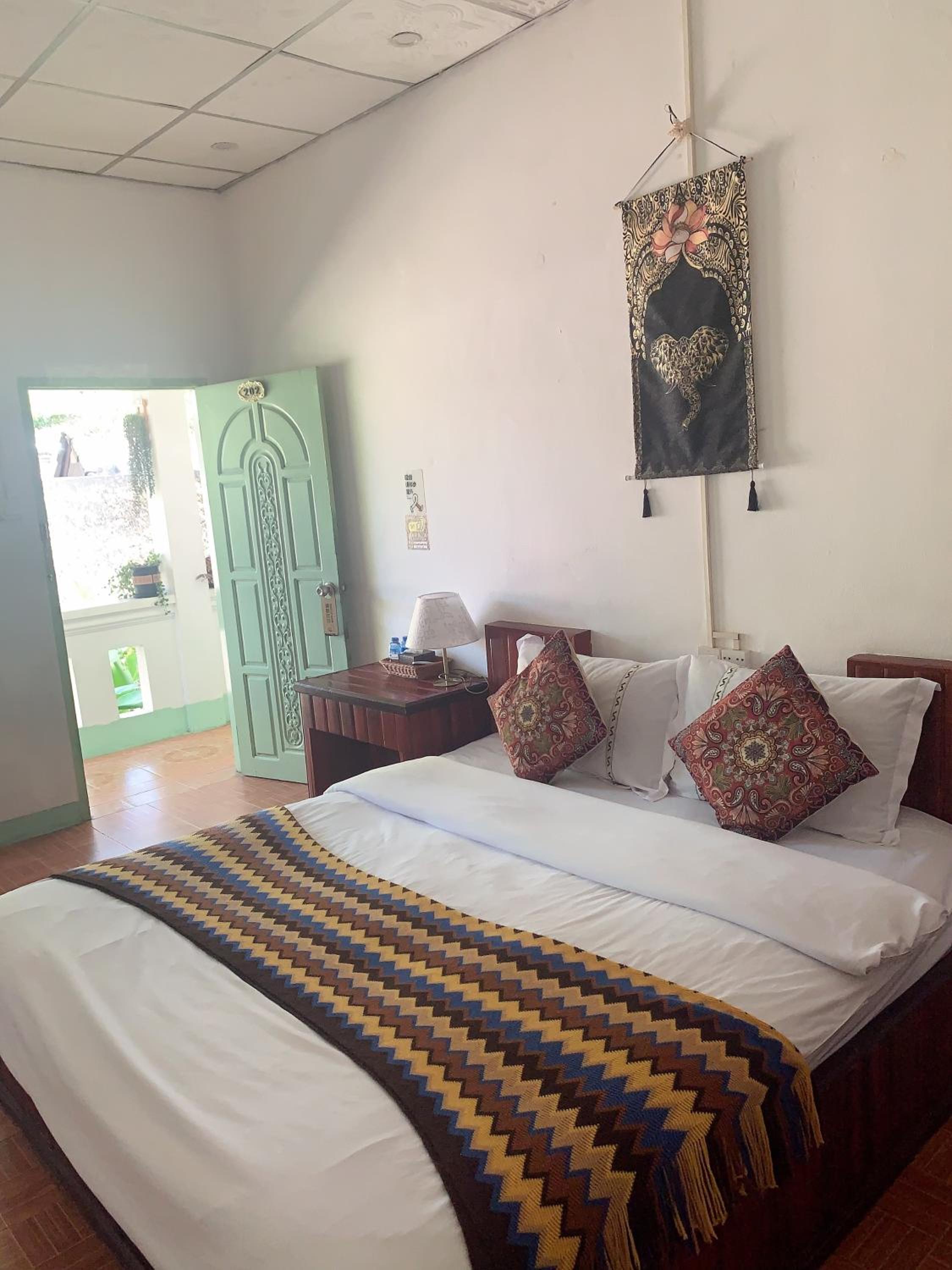 Phong lack Guest House view 2
