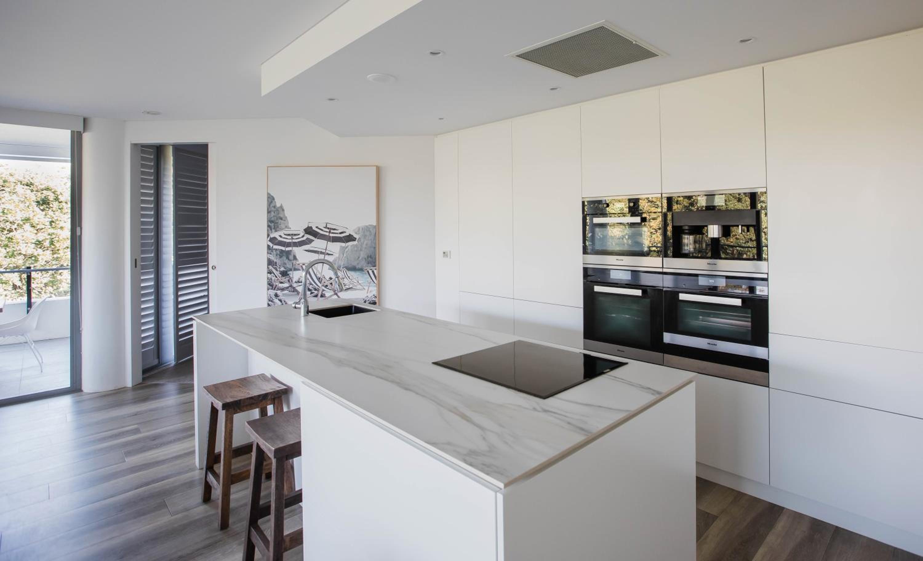 Unit 118 Luxury Beachfront Penthouse - Cotton Beach