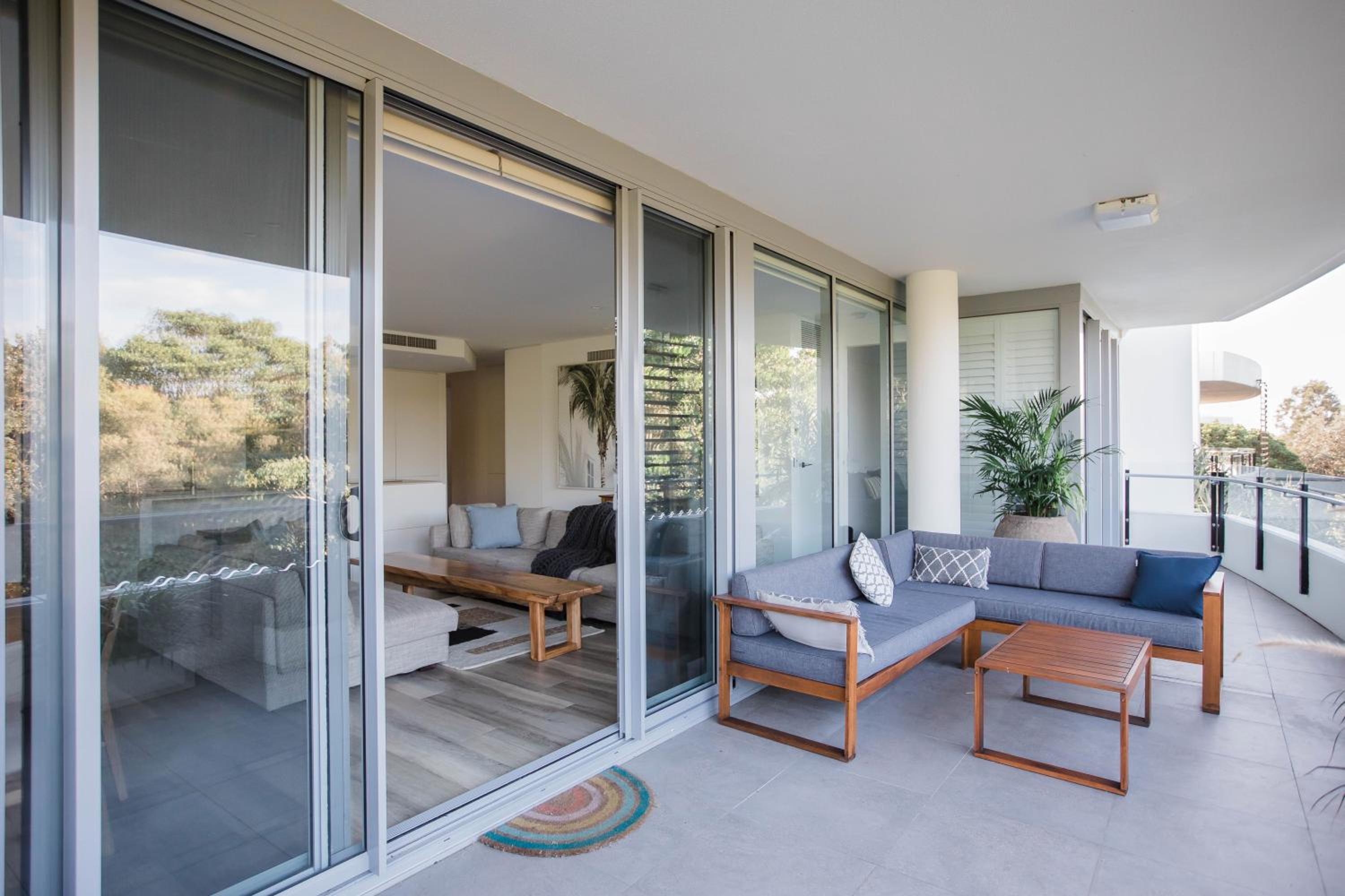 Unit 118 Luxury Beachfront Penthouse - Cotton Beach
