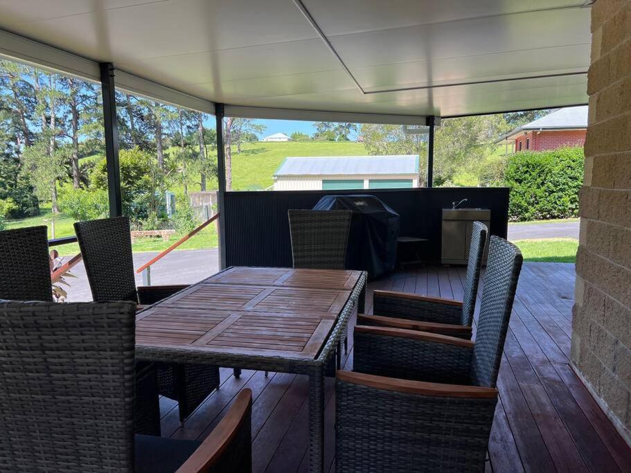 Currawong House