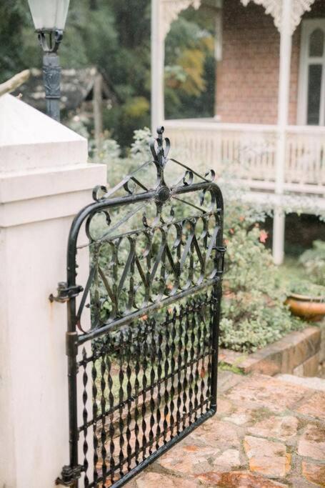 Currawong House