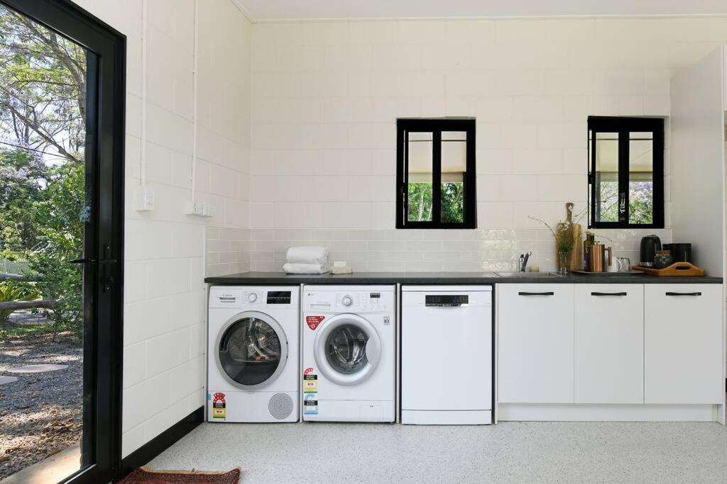 Currawong House