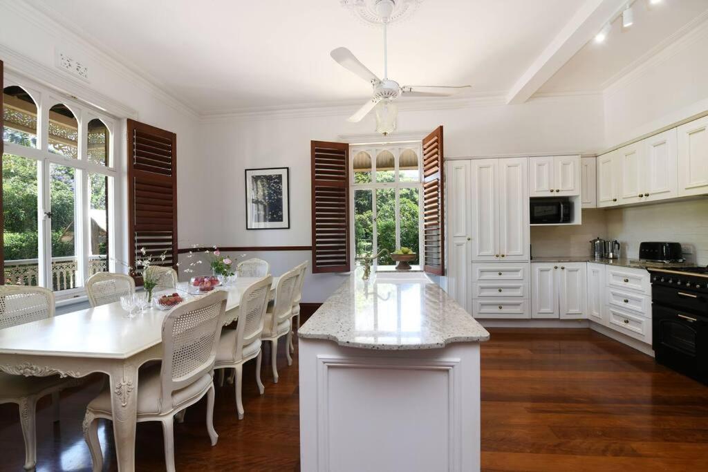 Currawong House