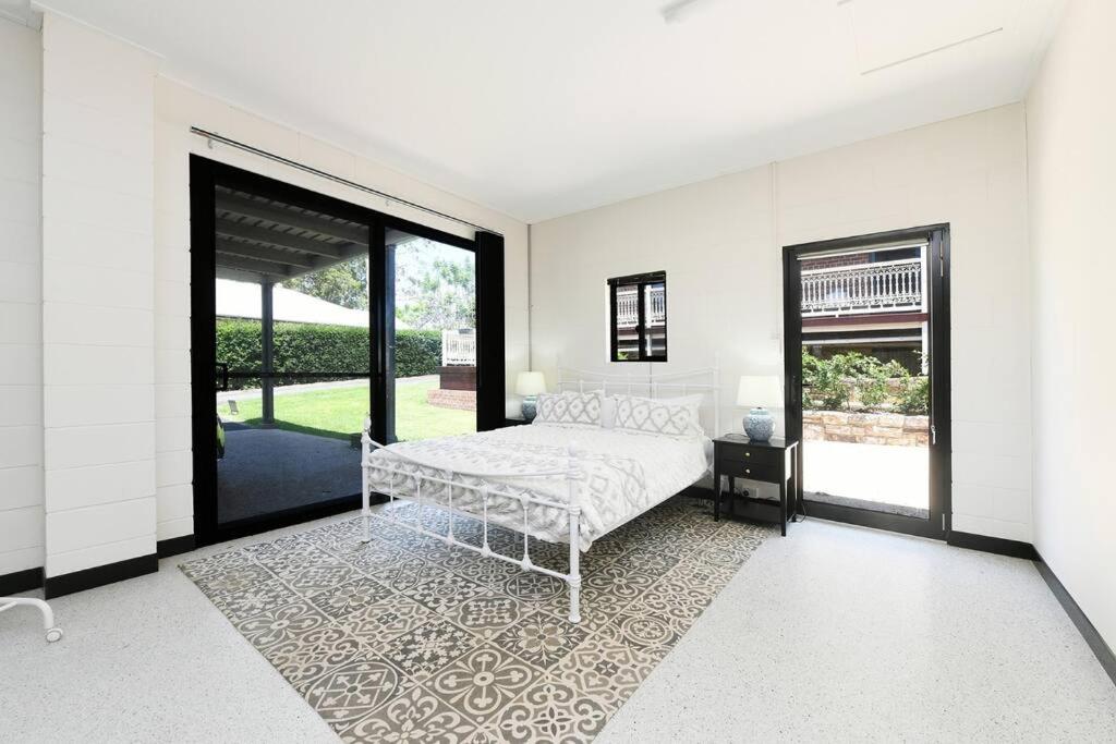 Currawong House