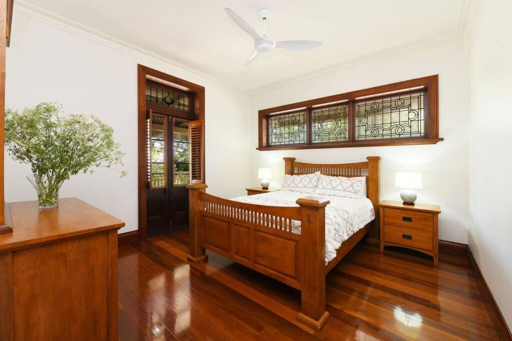 Currawong House