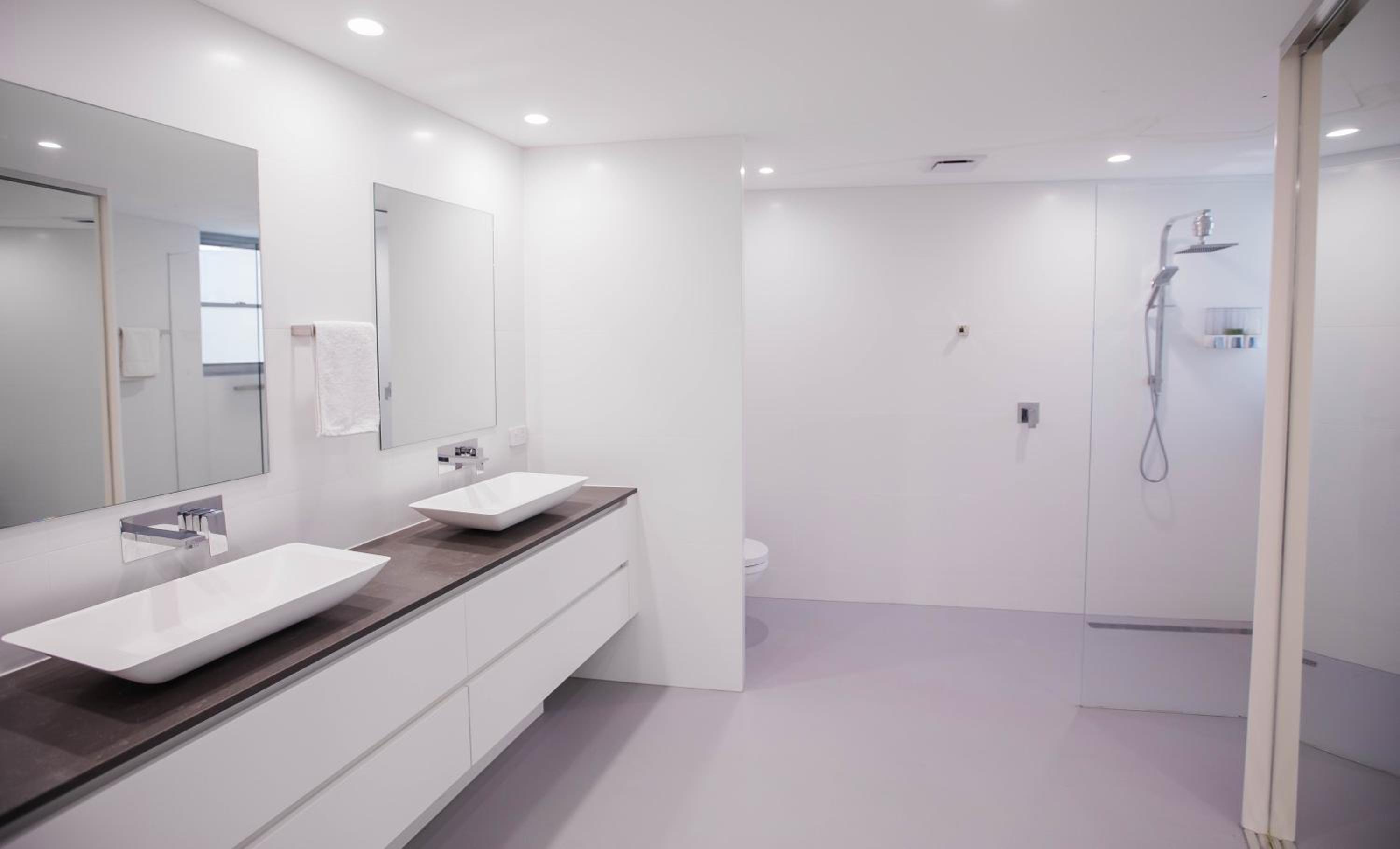 Unit 118 Luxury Beachfront Penthouse - Cotton Beach