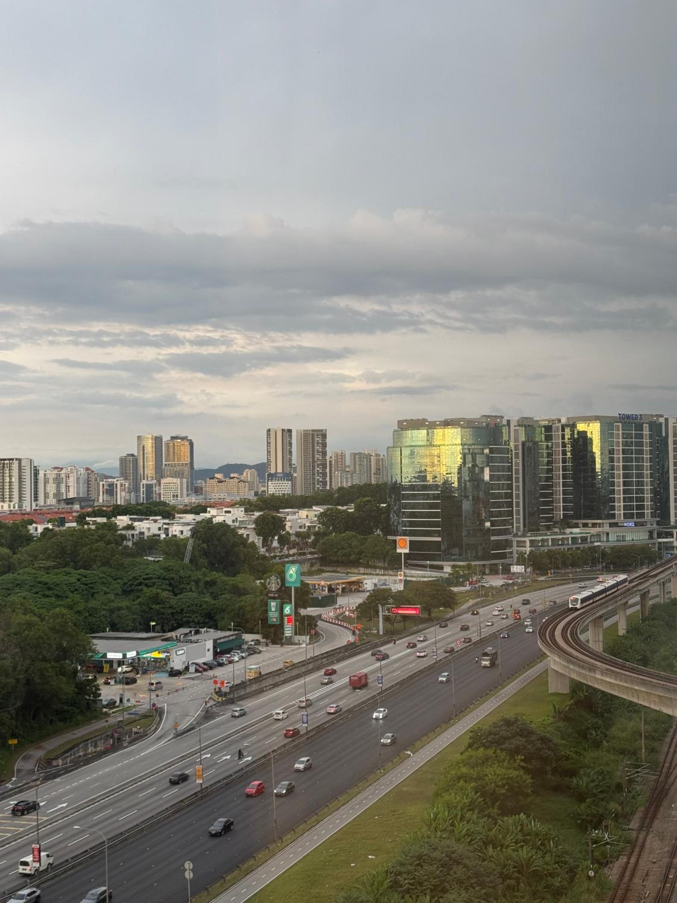 Soho Duplex Subang Empire by Chillout Stay photo 7