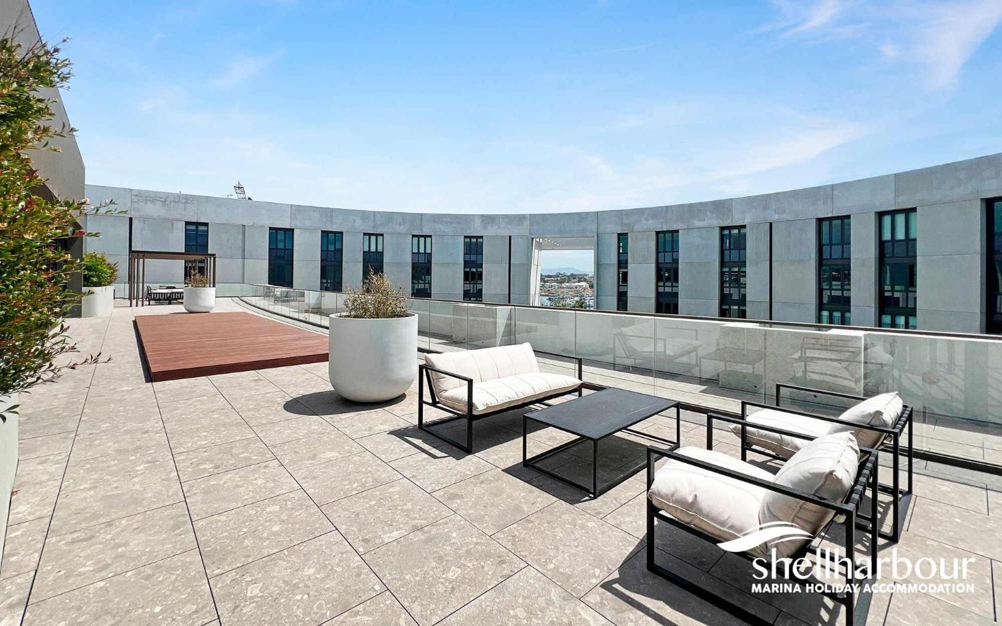 Marina Vista - Waterfront Apartment