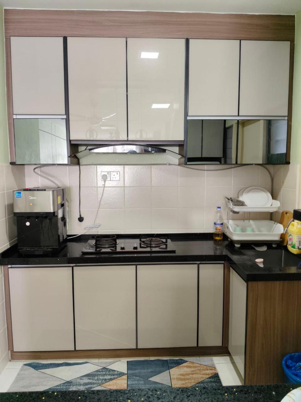 Nena Homestay Setia Alam, Air Conditioned, High Speed Internet photo 7