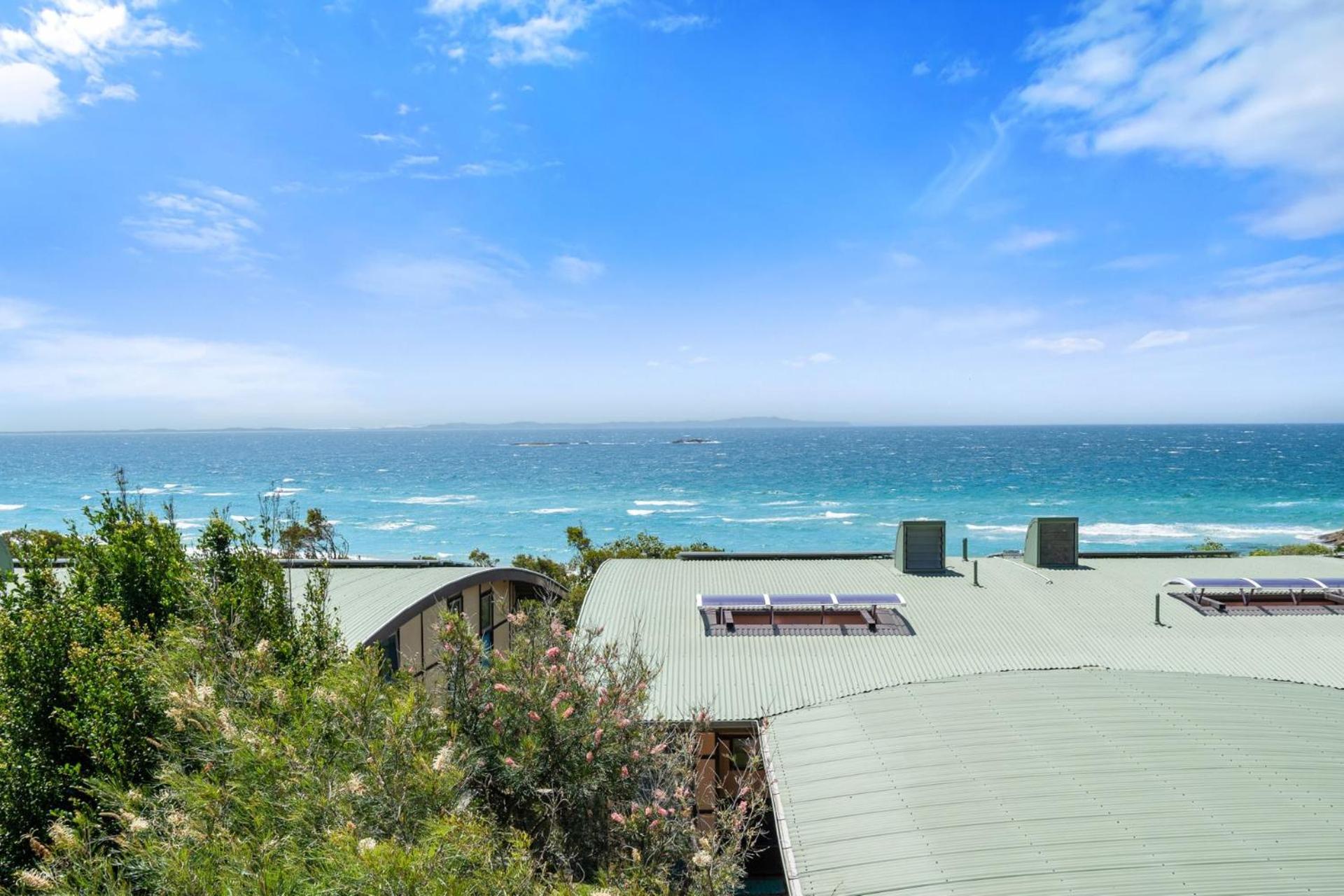 Claytons 7 by Discover Stradbroke