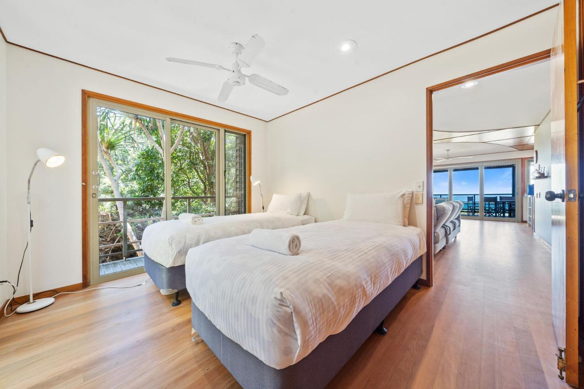 Claytons 7 by Discover Stradbroke