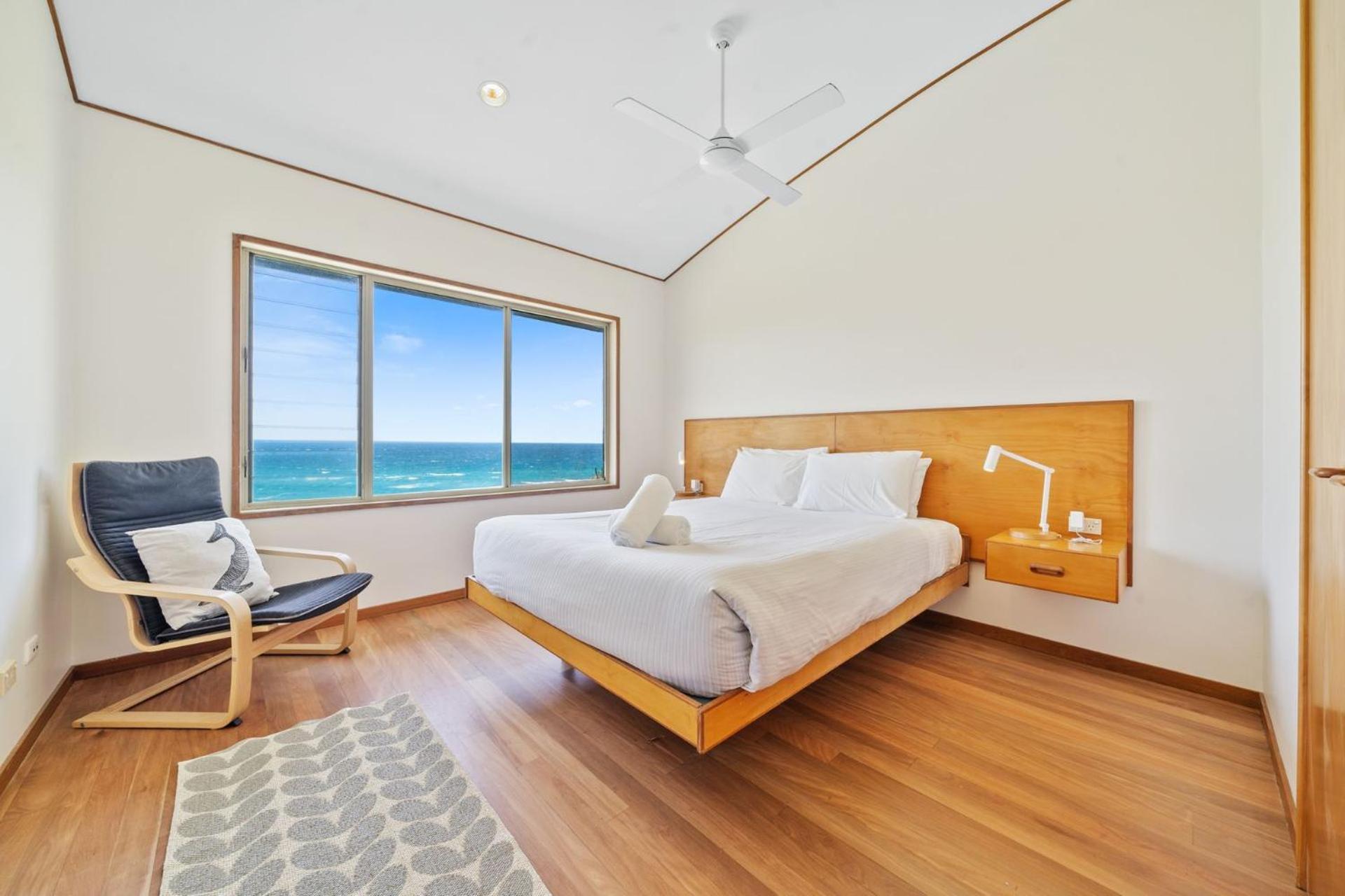 Claytons 7 by Discover Stradbroke
