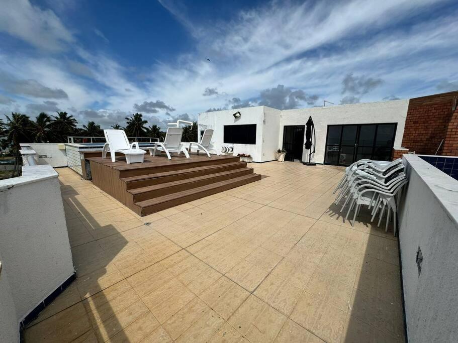 Cobertura beira mar piscina privativa, 5 quartos, ar condicionado, até 14 pessoas!