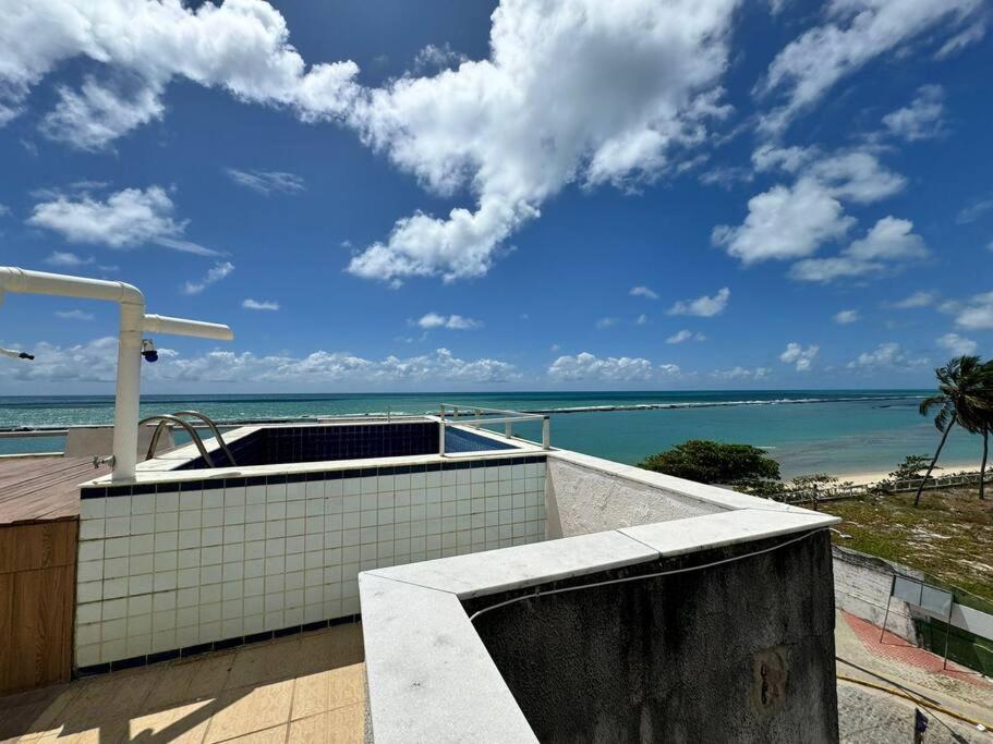 Cobertura beira mar piscina privativa, 5 quartos, ar condicionado, até 14 pessoas!