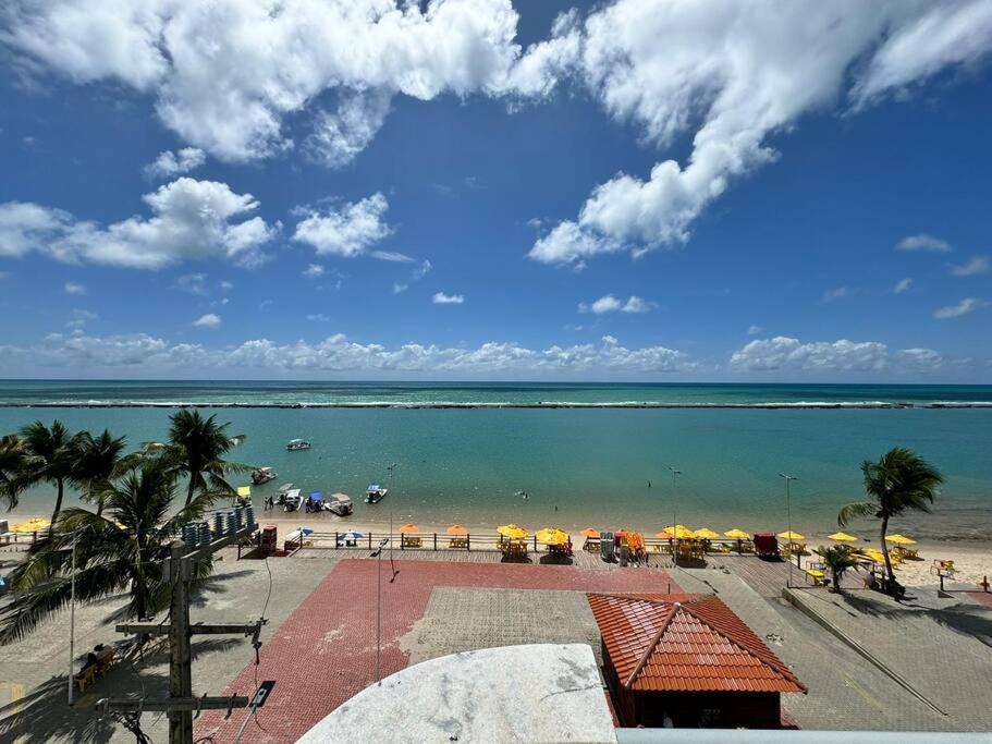Cobertura beira mar piscina privativa, 5 quartos, ar condicionado, até 14 pessoas!