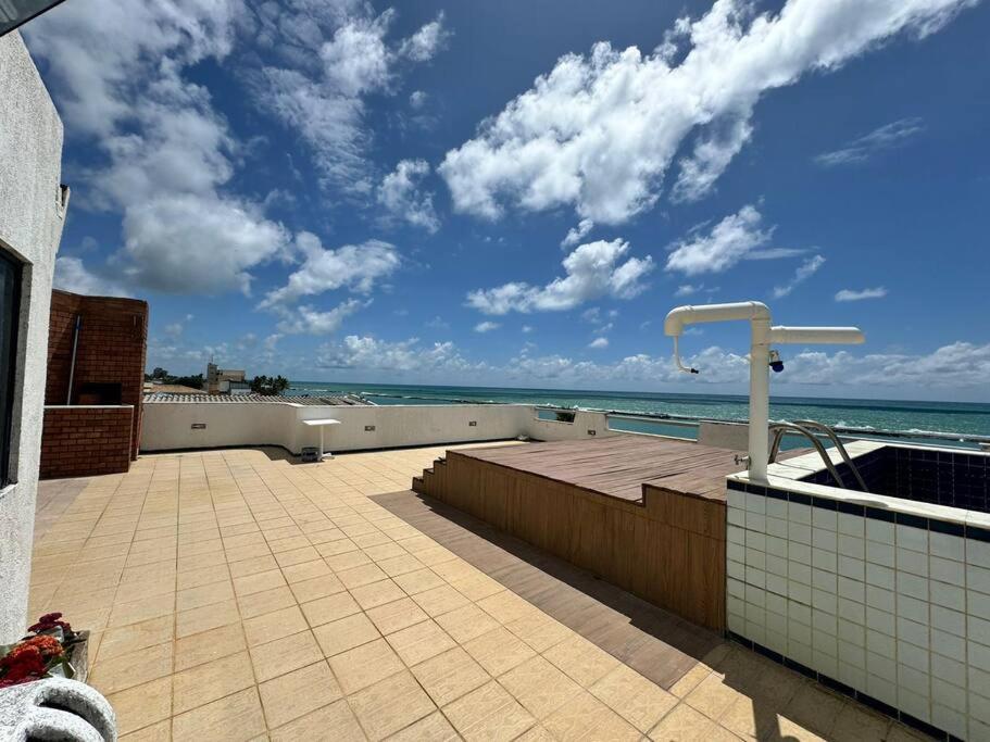 Cobertura beira mar piscina privativa, 5 quartos, ar condicionado, até 14 pessoas!