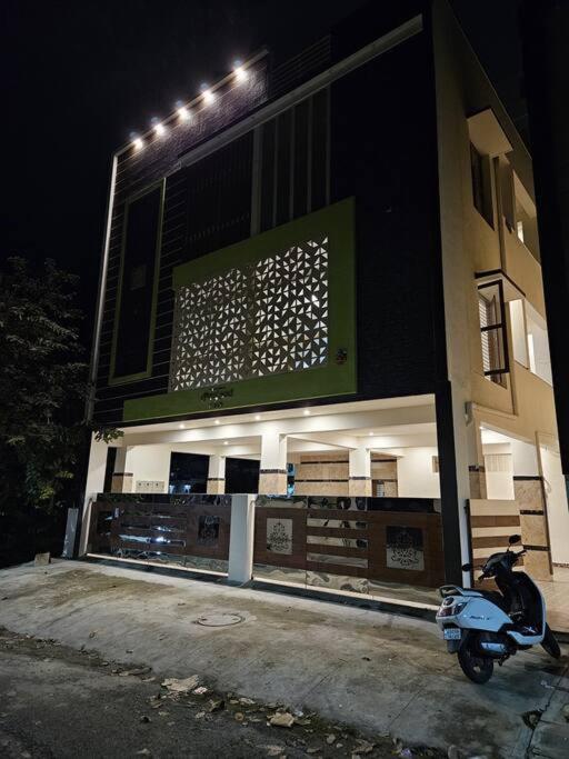 Bricknest hillview