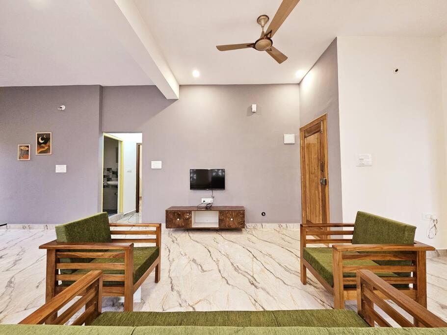 Bricknest hillview