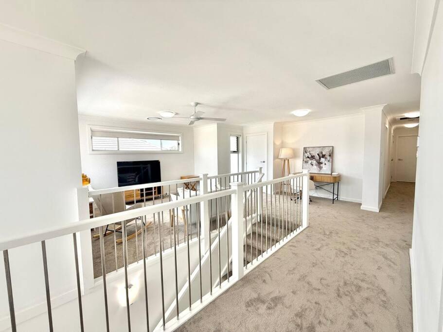 Luxury 6 bedroom Home in Wilton