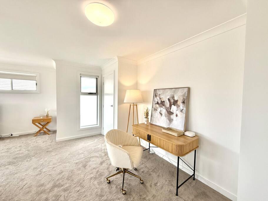 Luxury 6 bedroom Home in Wilton