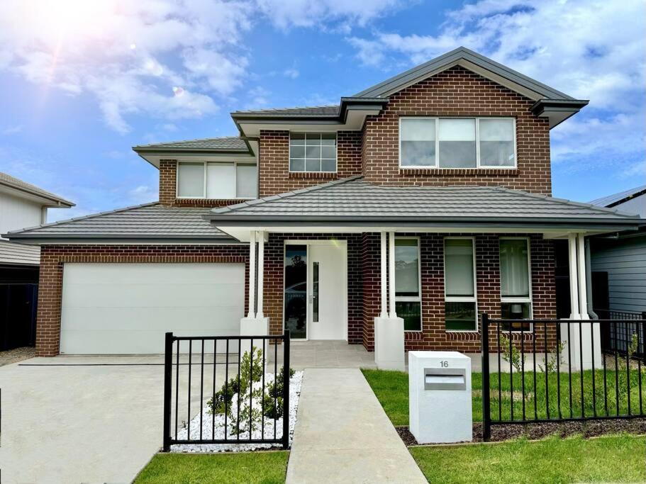 Luxury 6 bedroom Home in Wilton