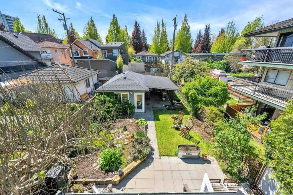 Charming East Van Home Near DT and Commercial St
