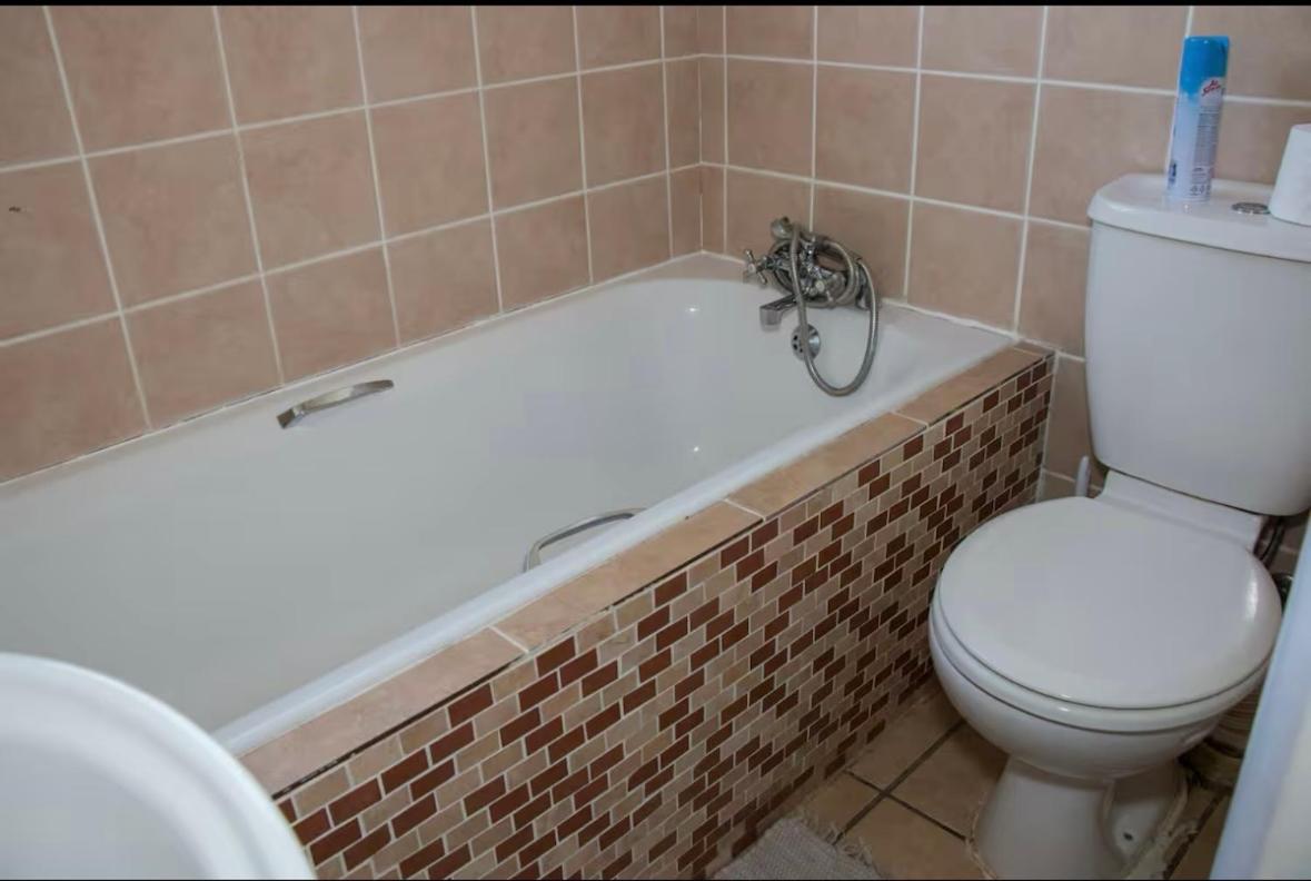 Sunset Heights, Sondela Close, Self Catering view 4