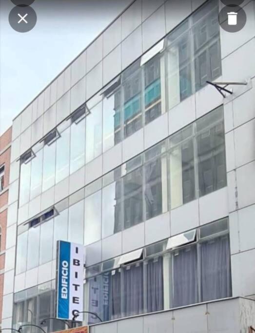 Miniestudio San José diagonal al Parque Central