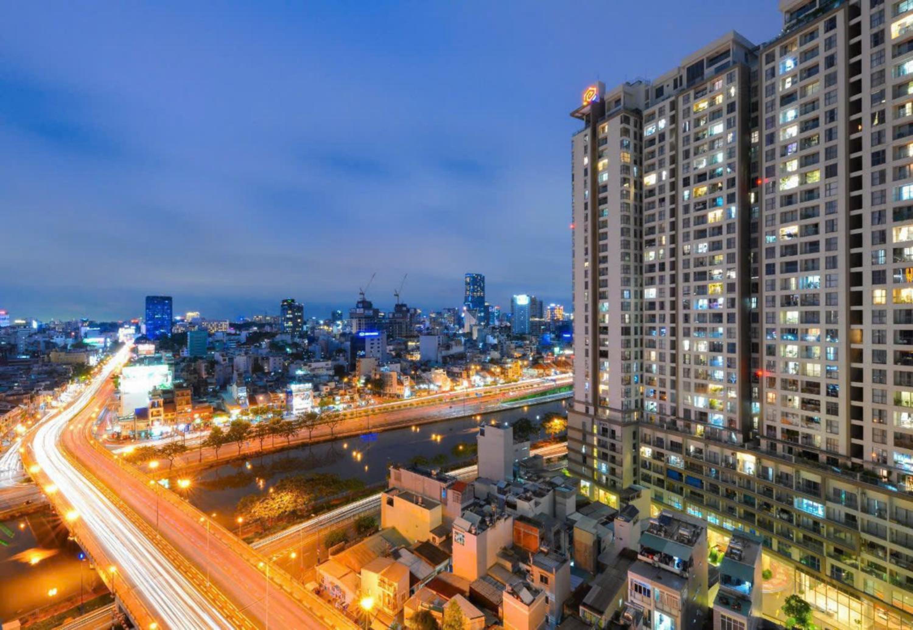 Otis Apartment - Rivergate Building District 4