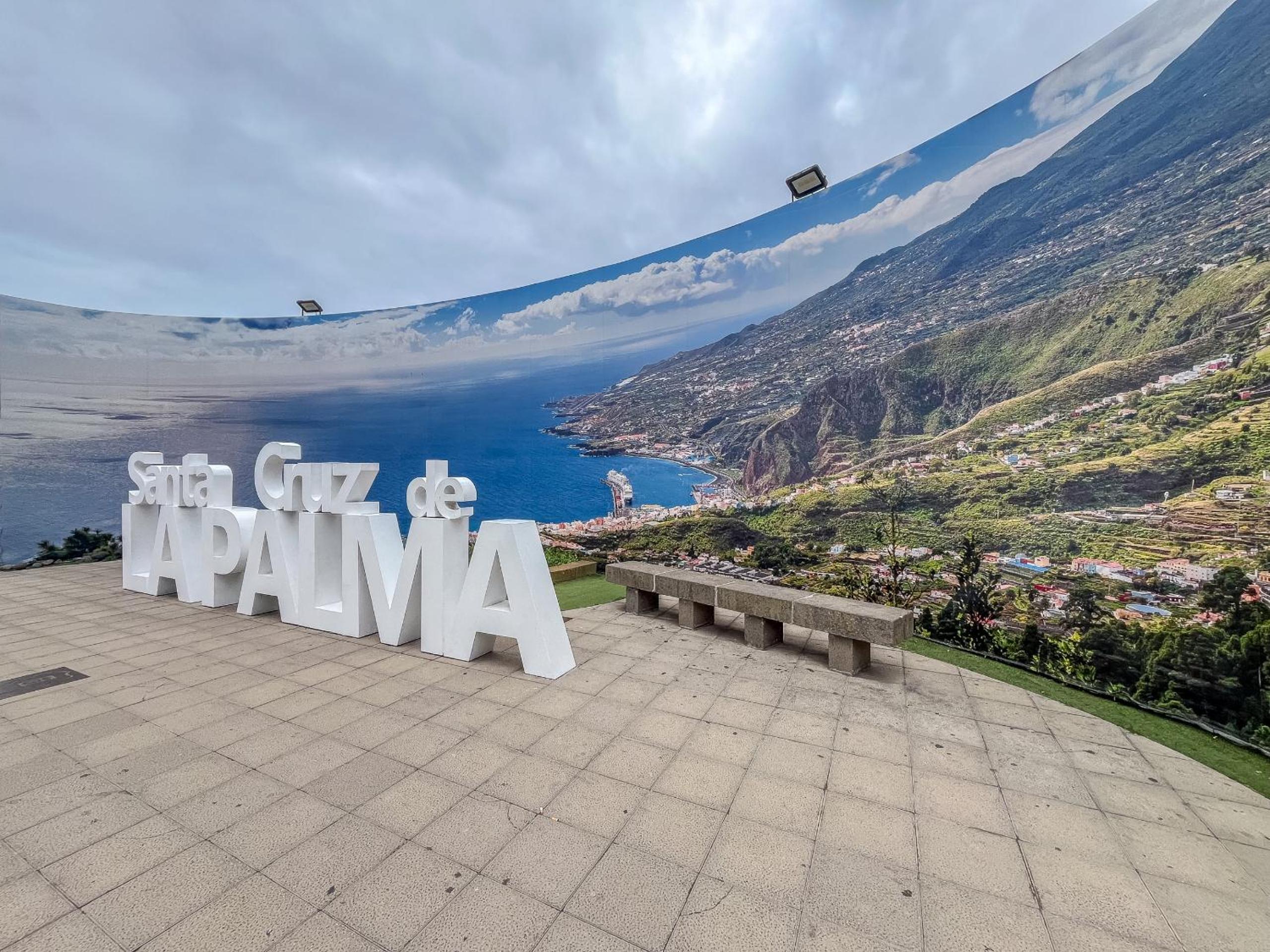 Lightbooking Brena Alta La Palma